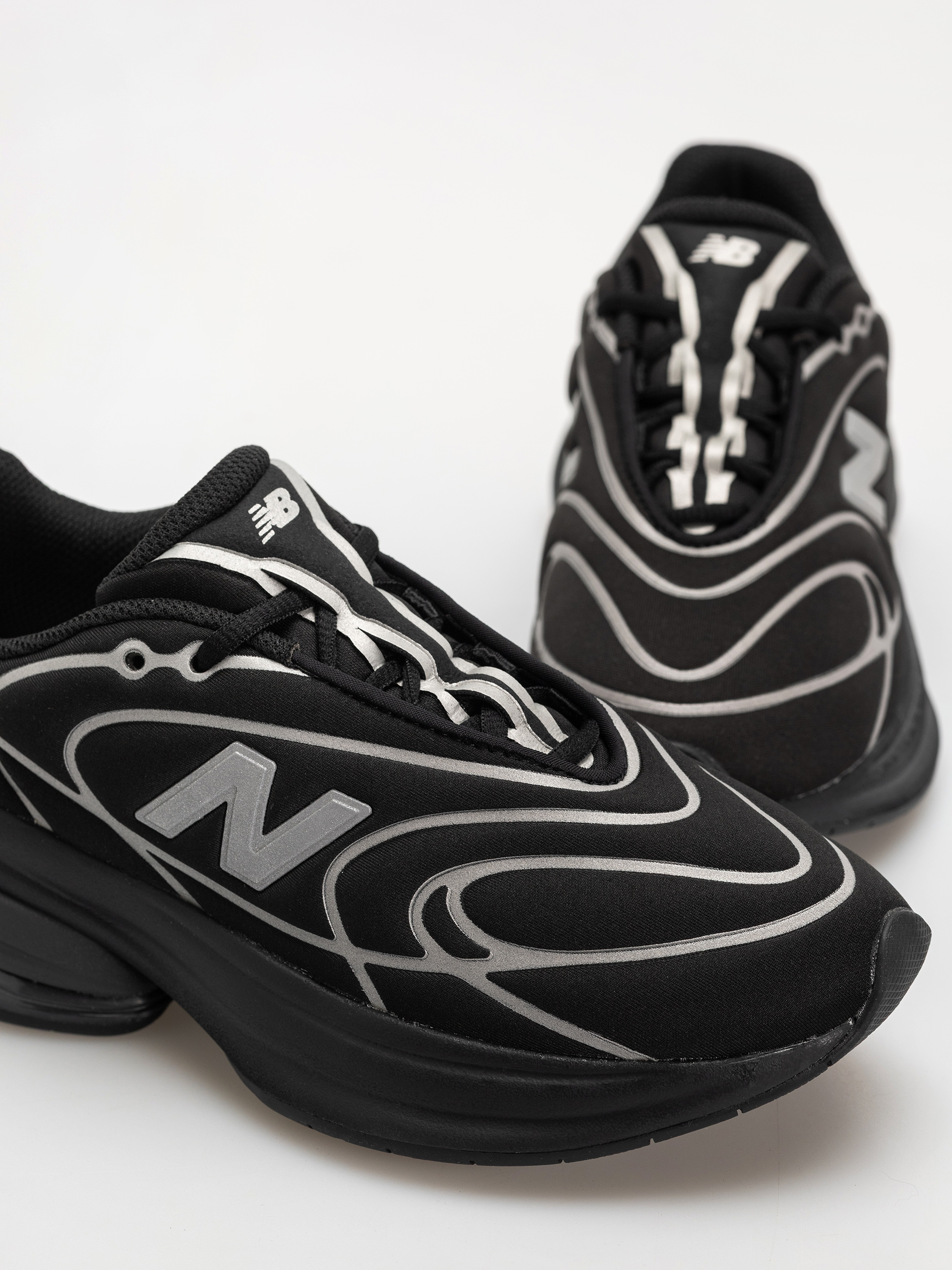 Buty New Balance 5030 (black/silver metallic)
