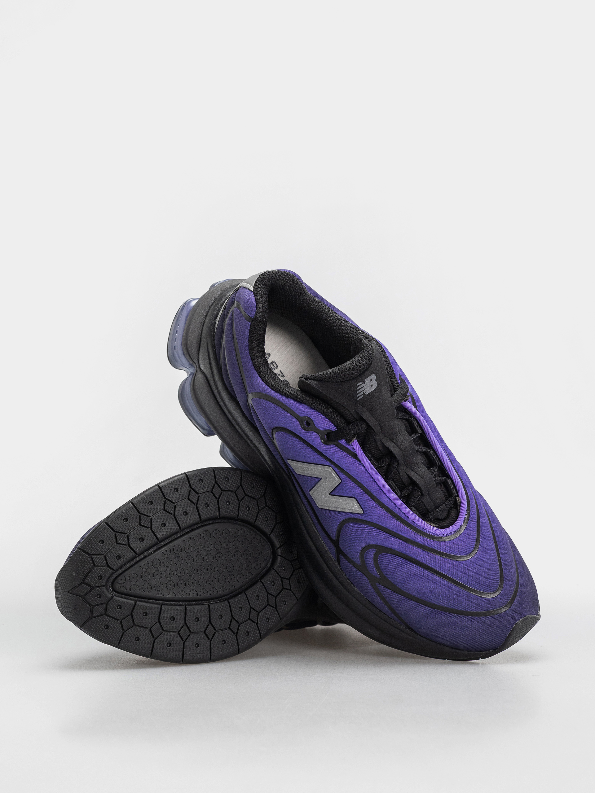 Buty New Balance 5030 (black/electric indigo)