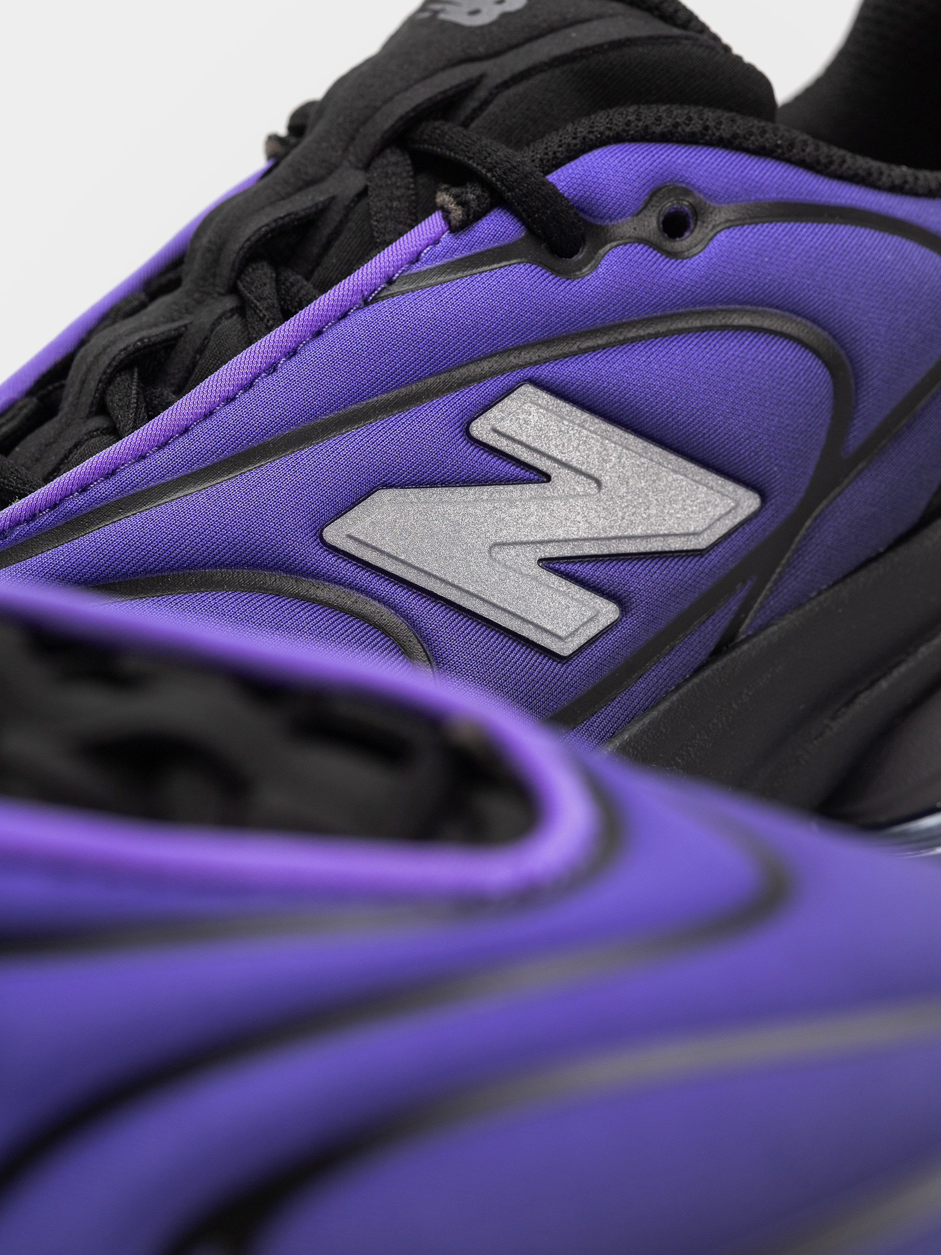 Buty New Balance 5030 (black/electric indigo)