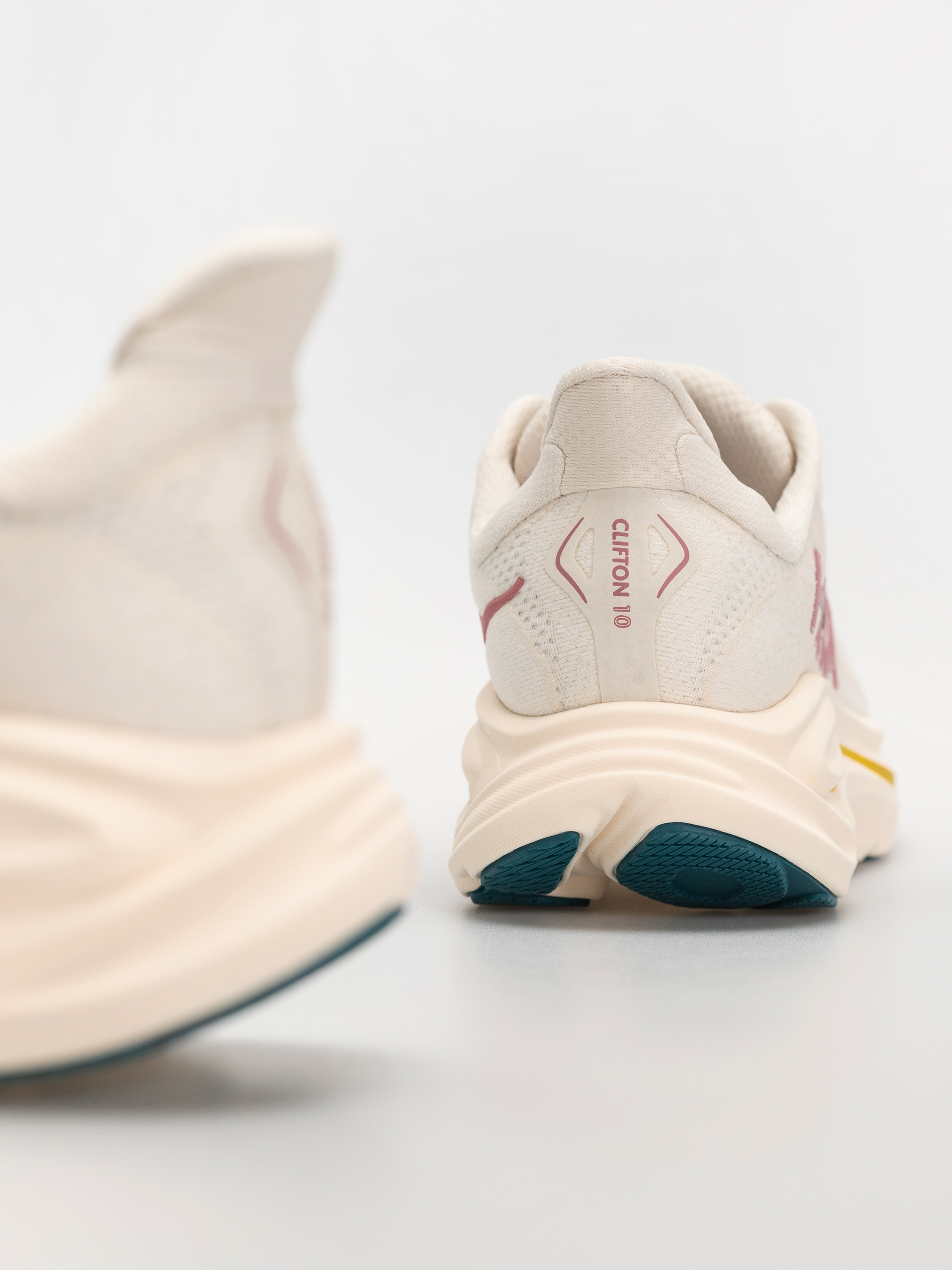 Buty Hoka Clifton 10 Wmn (birch/alabaster)