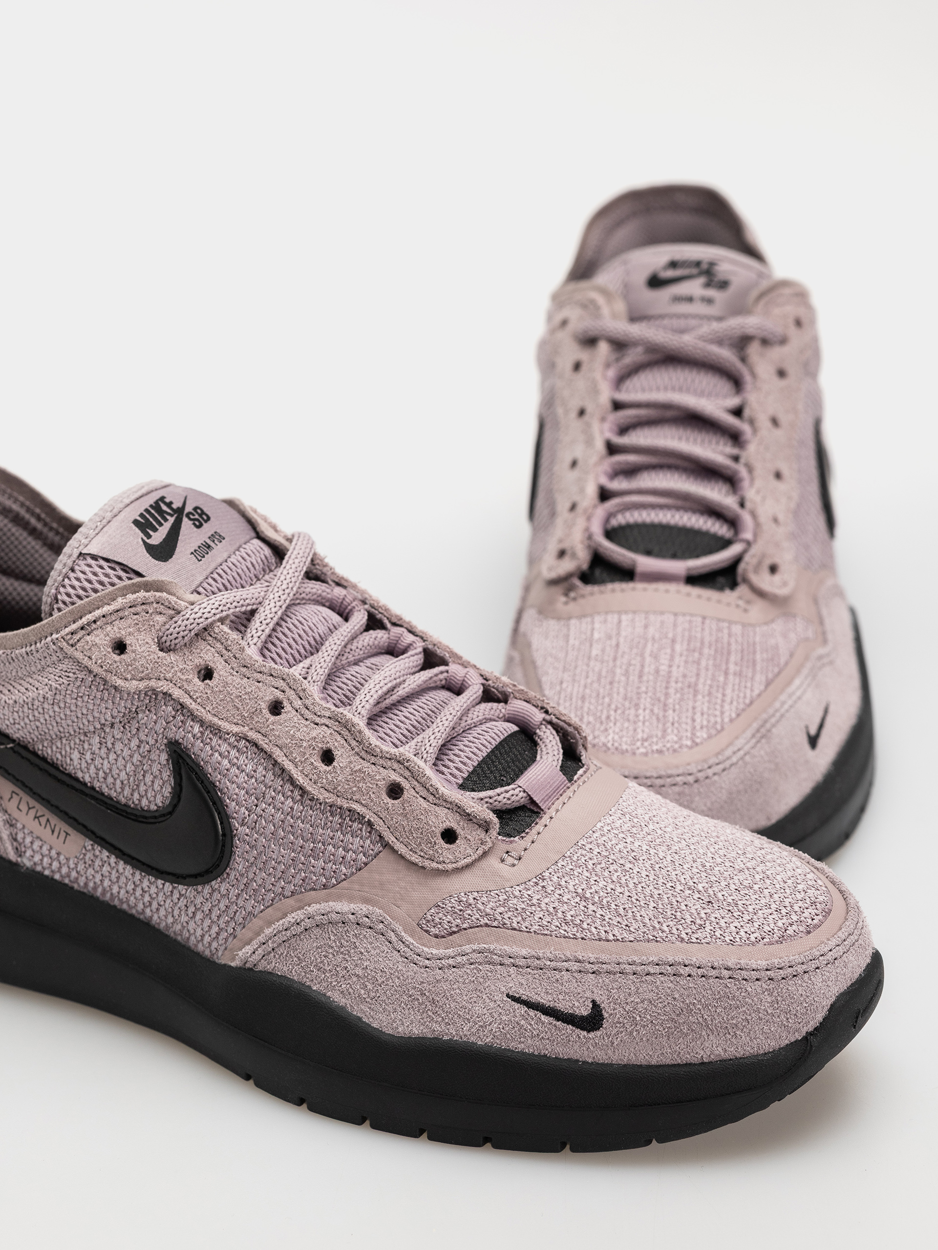 Buty Nike SB Ps8 (lt violet ore/black/purple smoke)