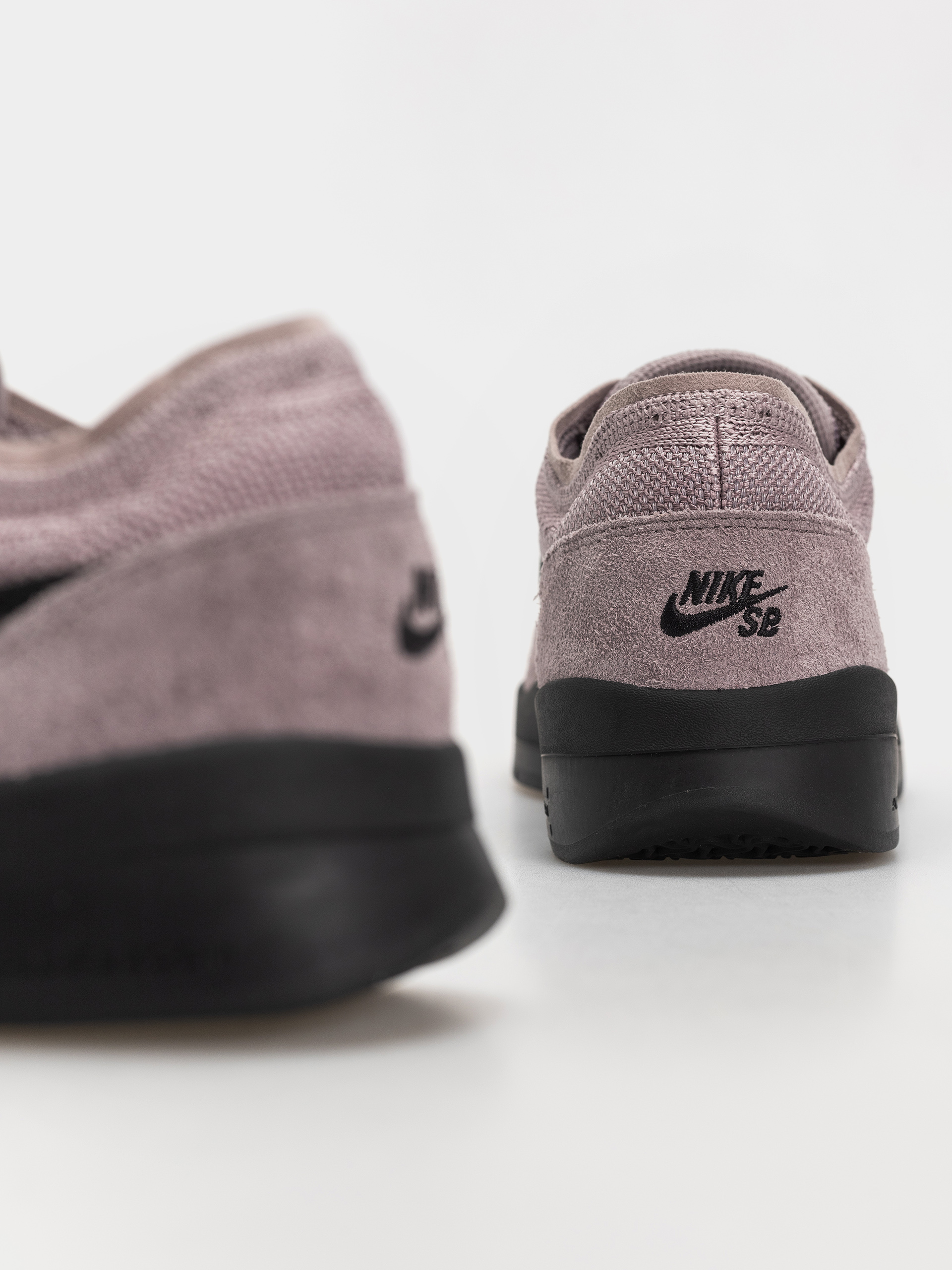 Buty Nike SB Ps8 (lt violet ore/black/purple smoke)