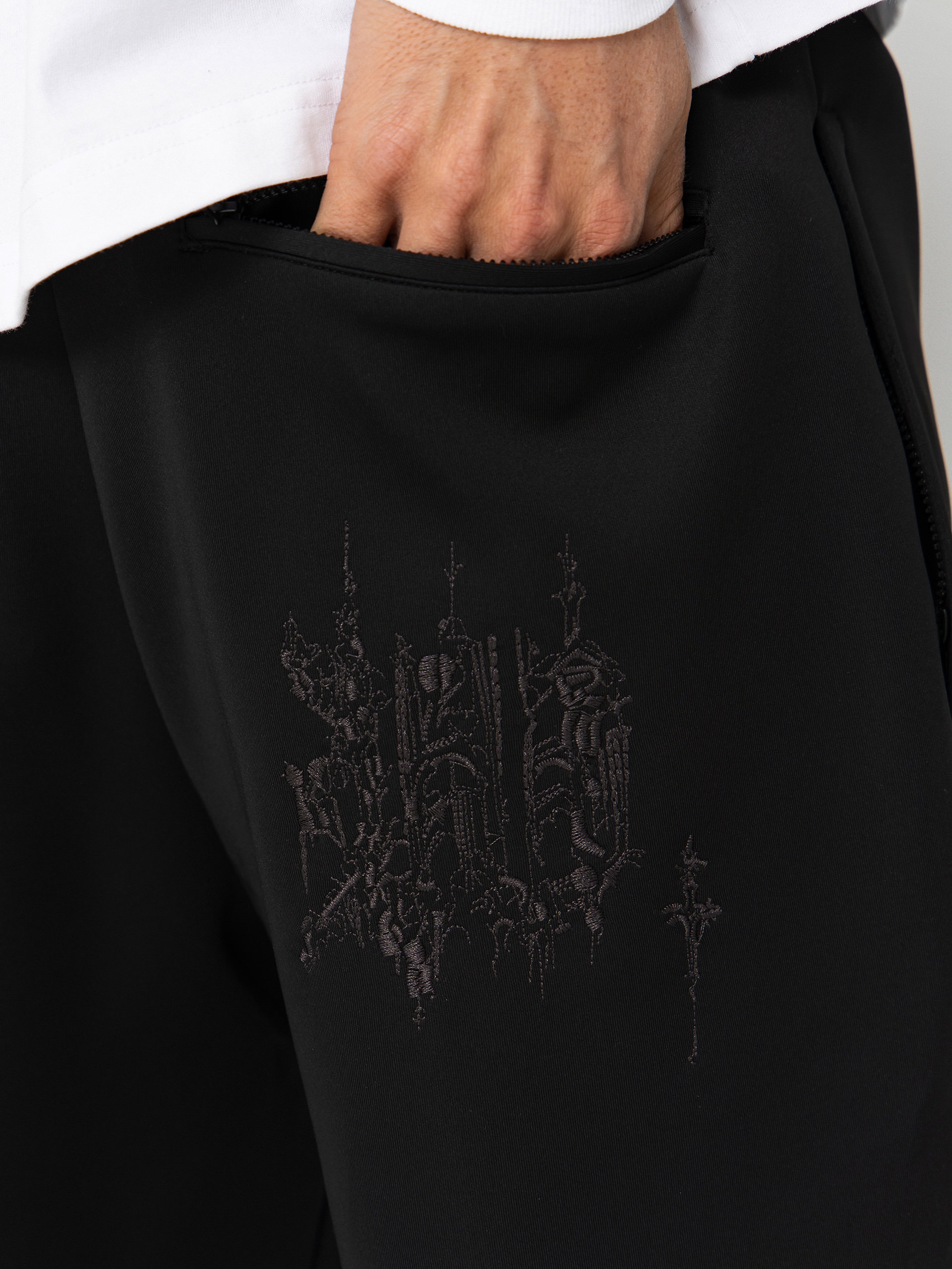 Spodnie Wasted Paris Stronghold Track (black)
