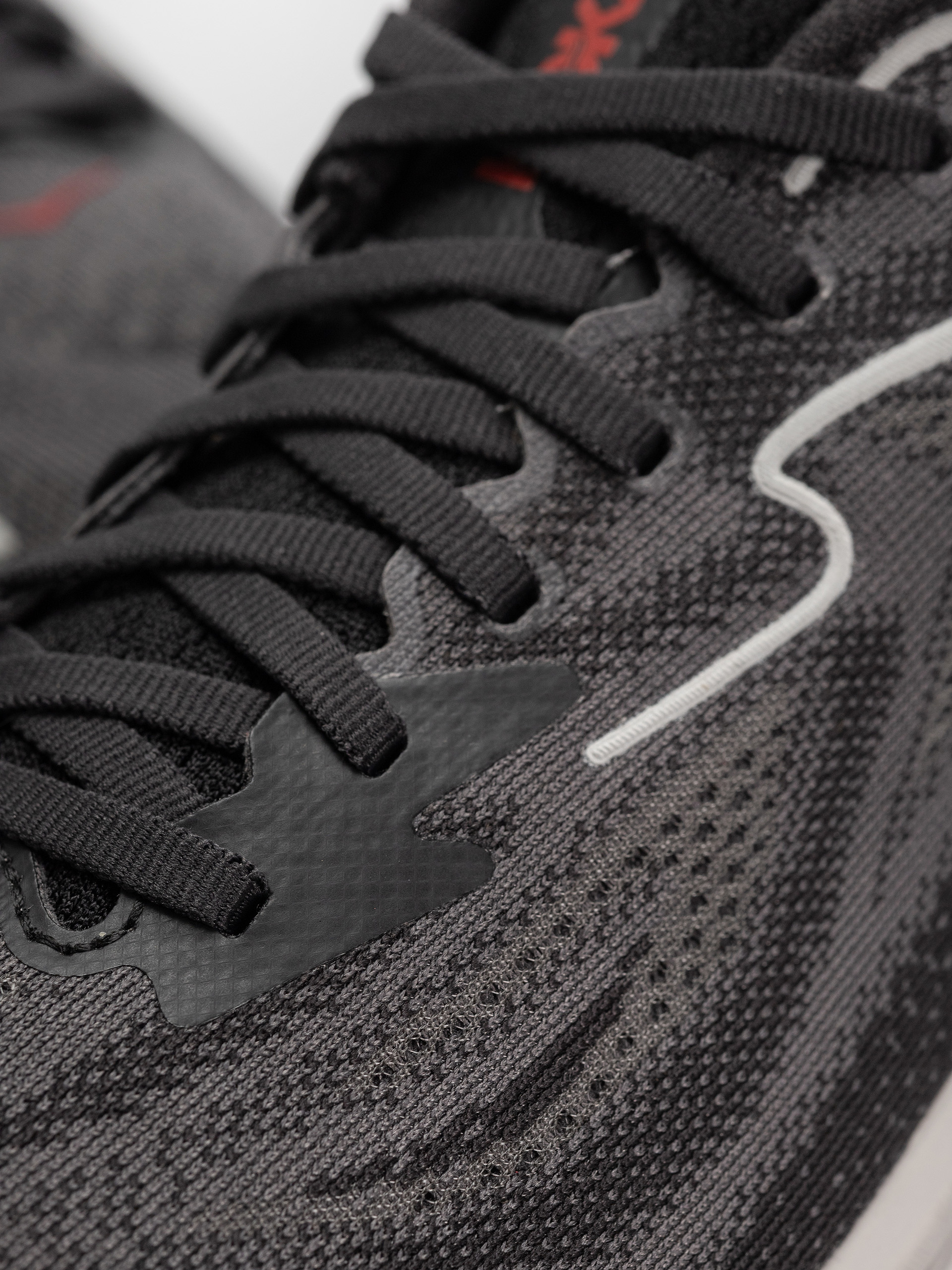 Buty Hoka Clifton 10 (carbon black/satellite grey)