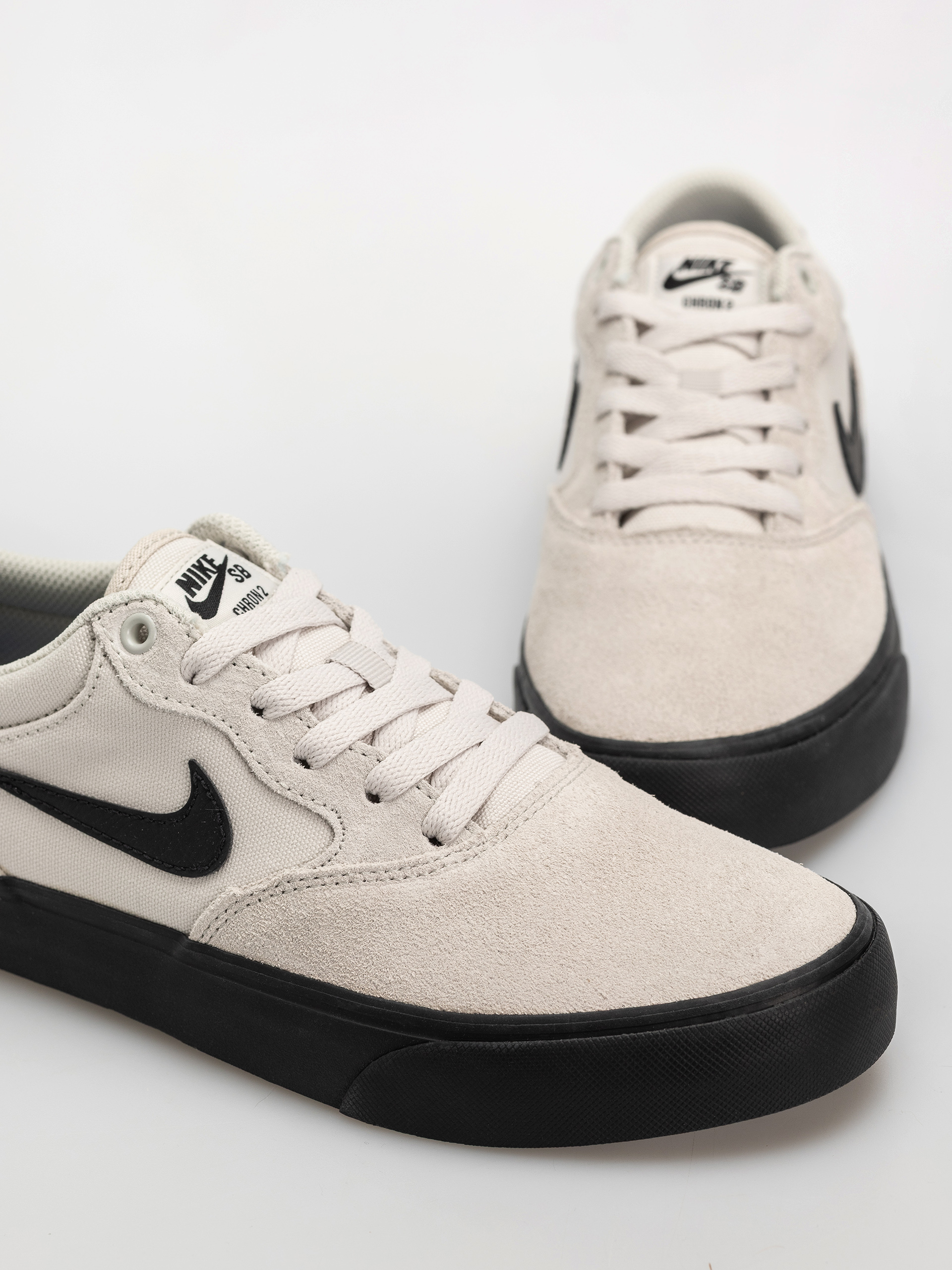 Buty Nike SB Chron 2 (light bone/black/light bone/black)