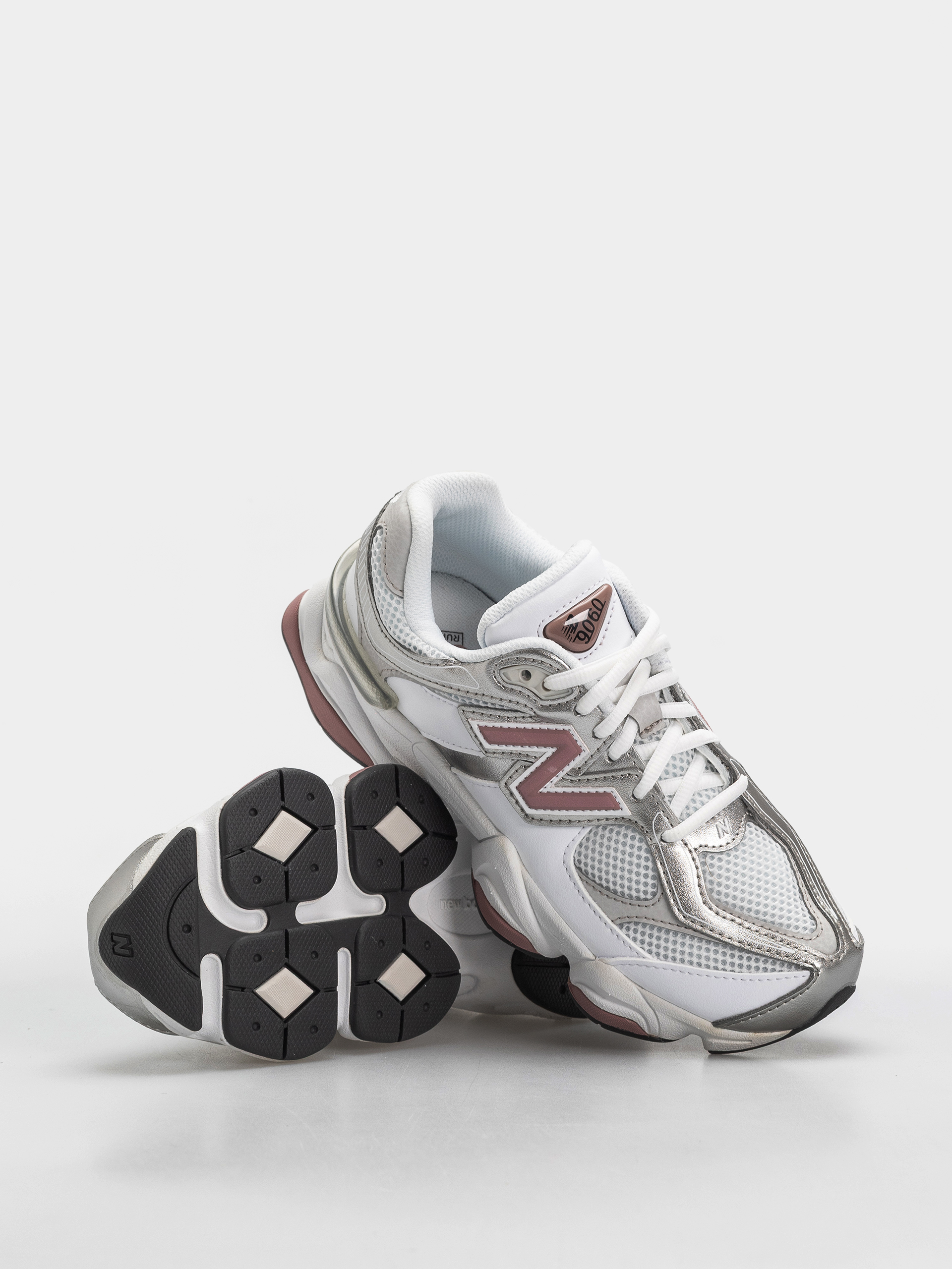Buty New Balance 9060 JR (103 white/rosewood)