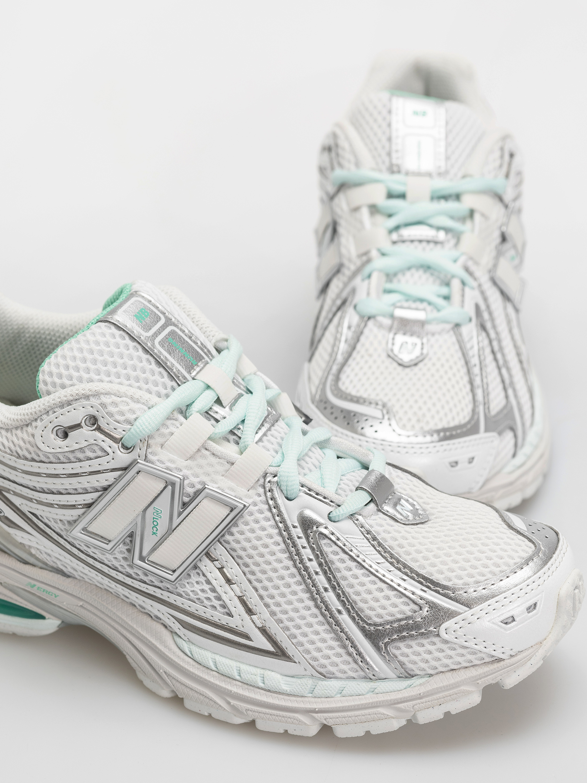Buty New Balance 1906 (103 white/deep end)