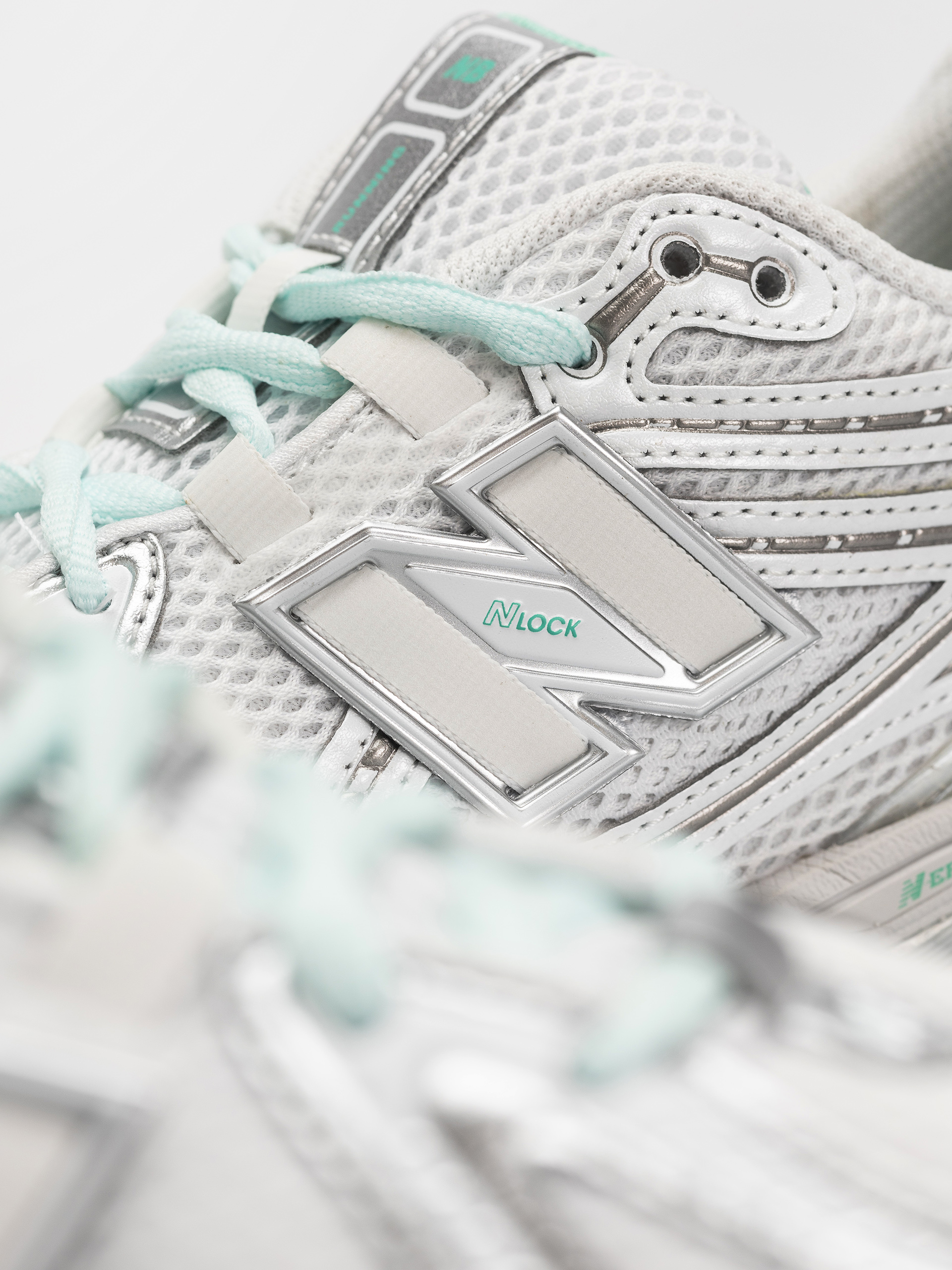 Buty New Balance 1906 (103 white/deep end)