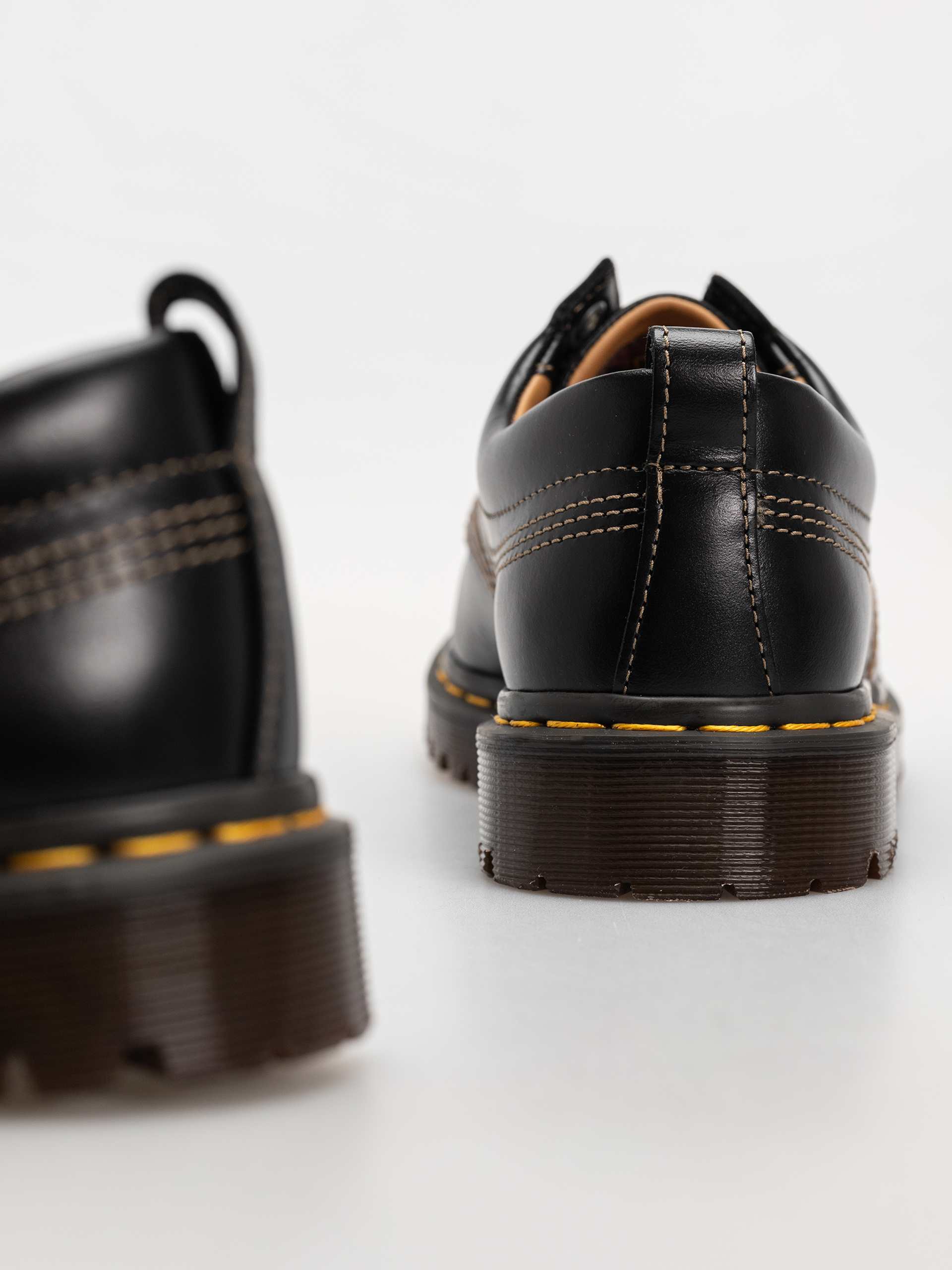 Buty Dr. Martens Lowell (black analine)