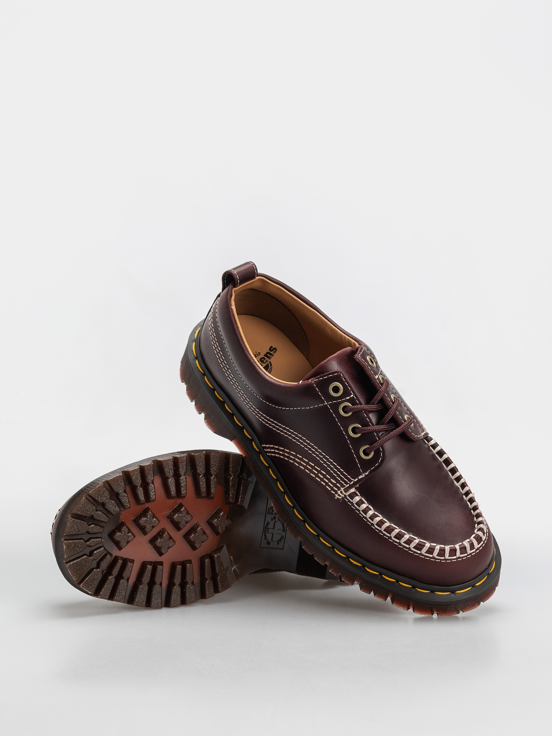Buty Dr. Martens Lowell (cherry red orleans)