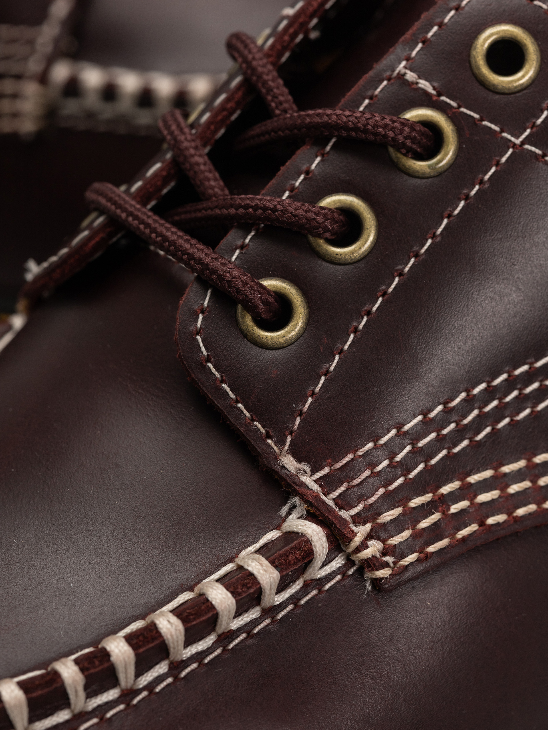 Buty Dr. Martens Lowell (cherry red orleans)
