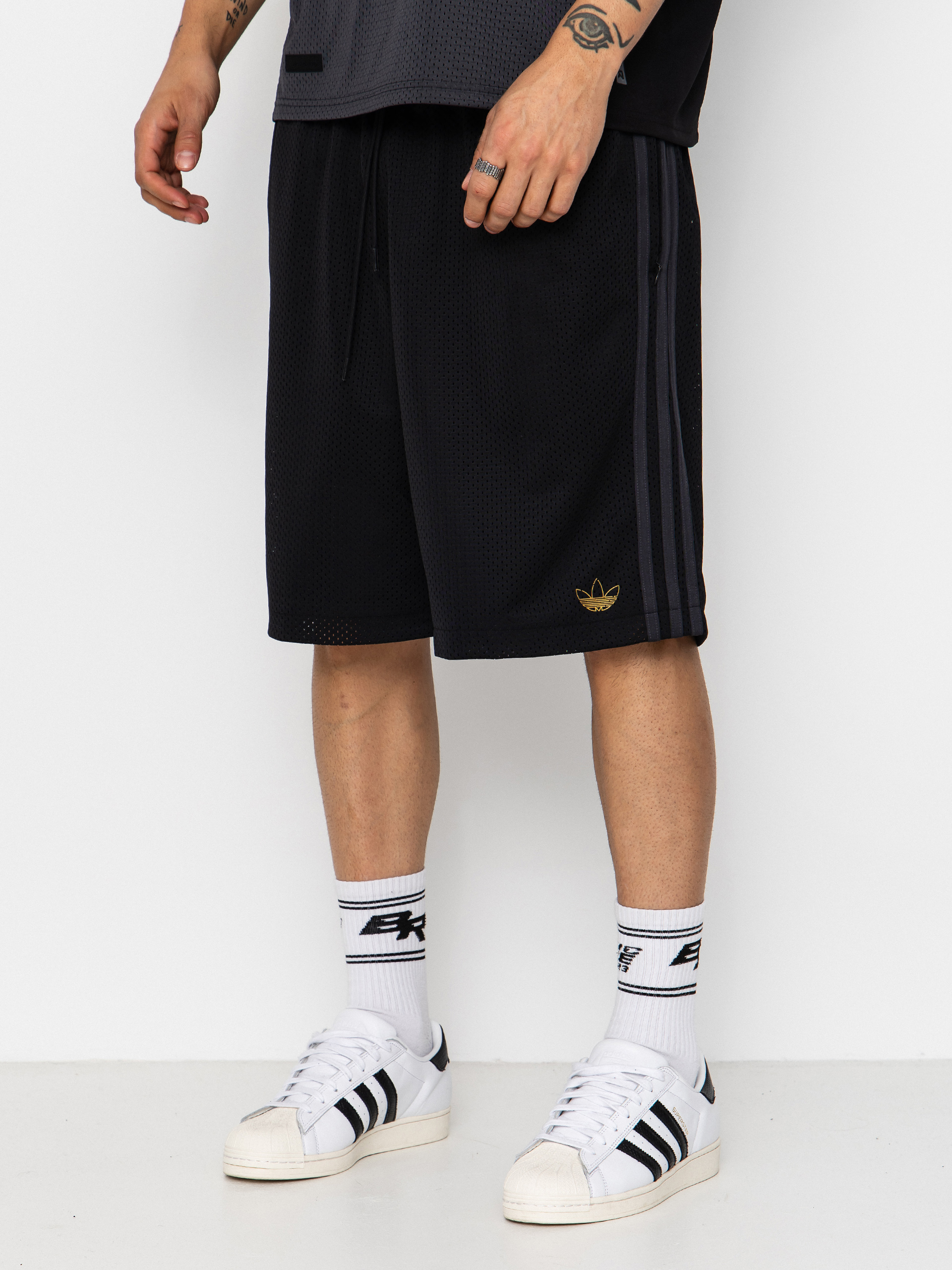Szorty adidas Tyshawn B (black/magold/carbon)