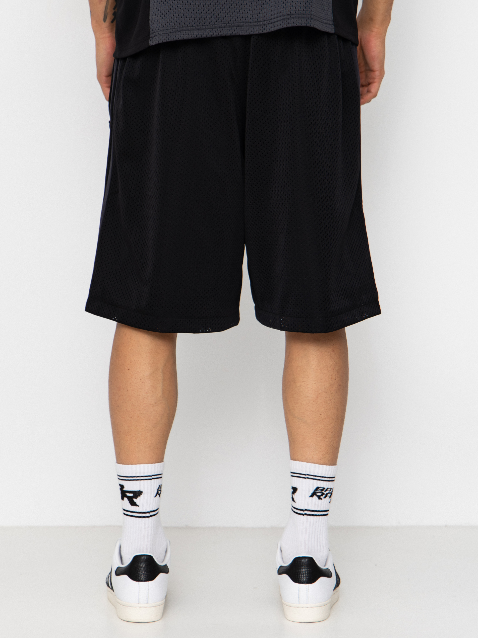 Szorty adidas Tyshawn B (black/magold/carbon)