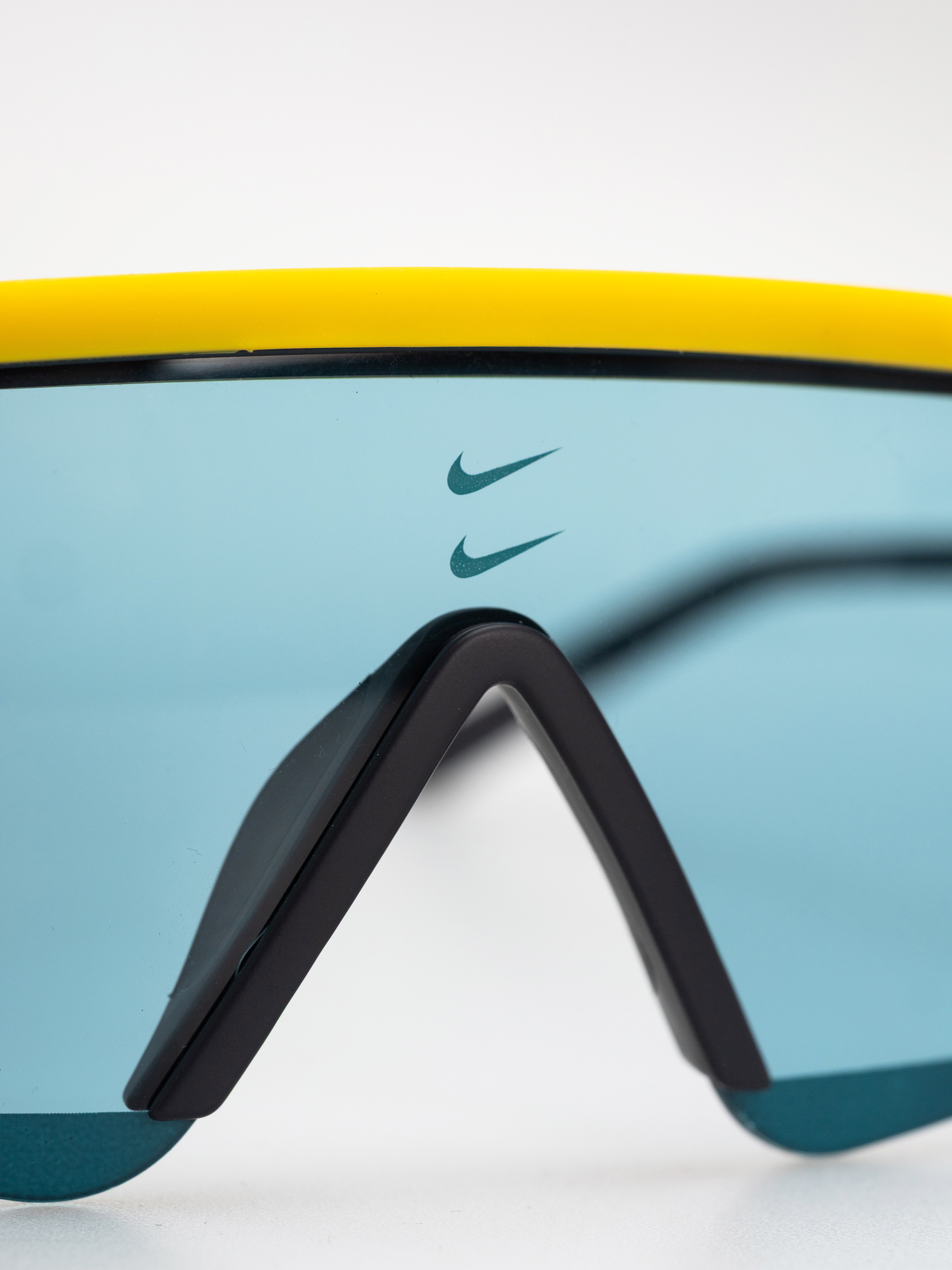 Okulary przeciwsłoneczne Nike SB Marquee (laser orange/teal)