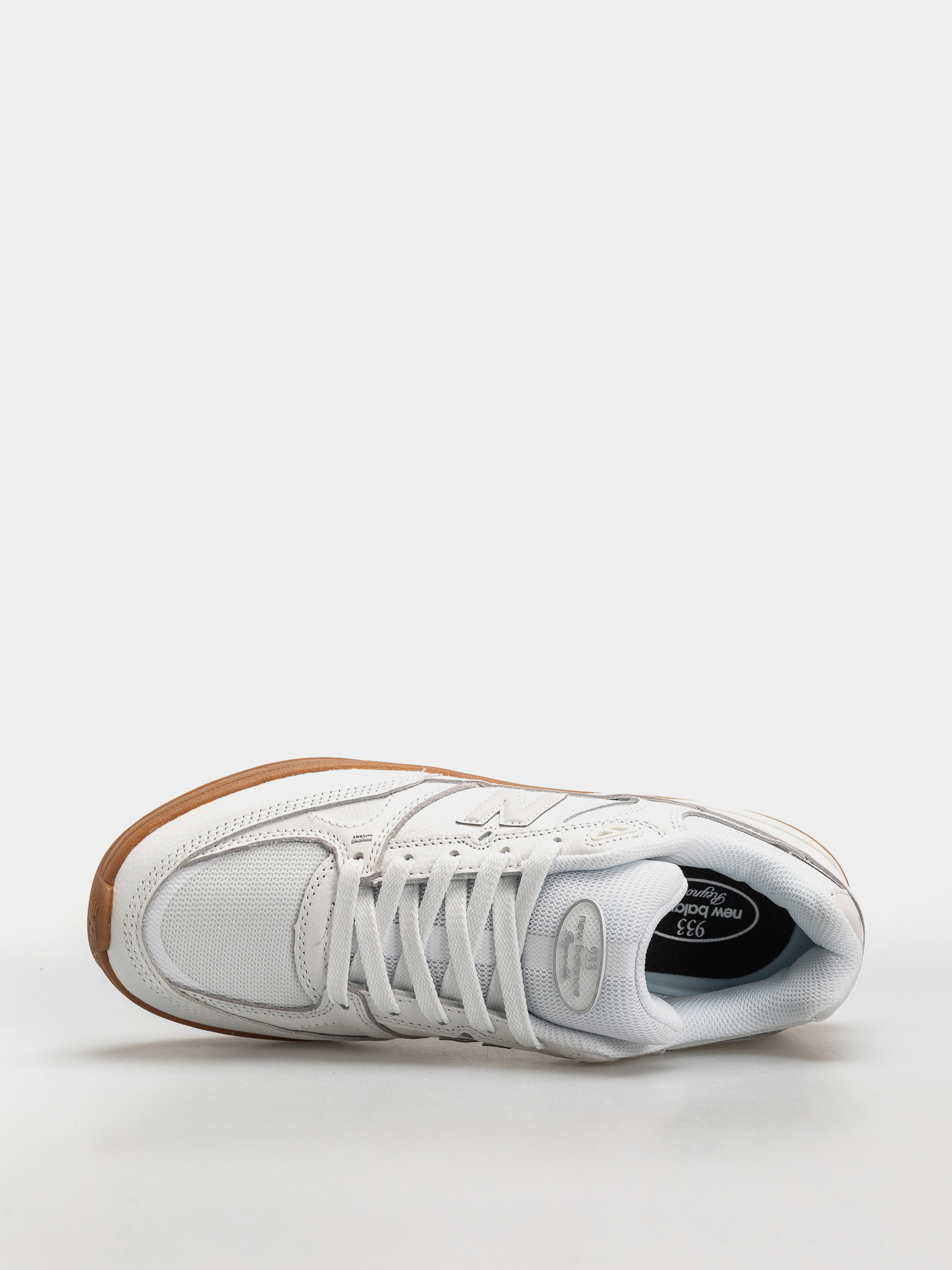 Buty New Balance 933 (103 white/black)