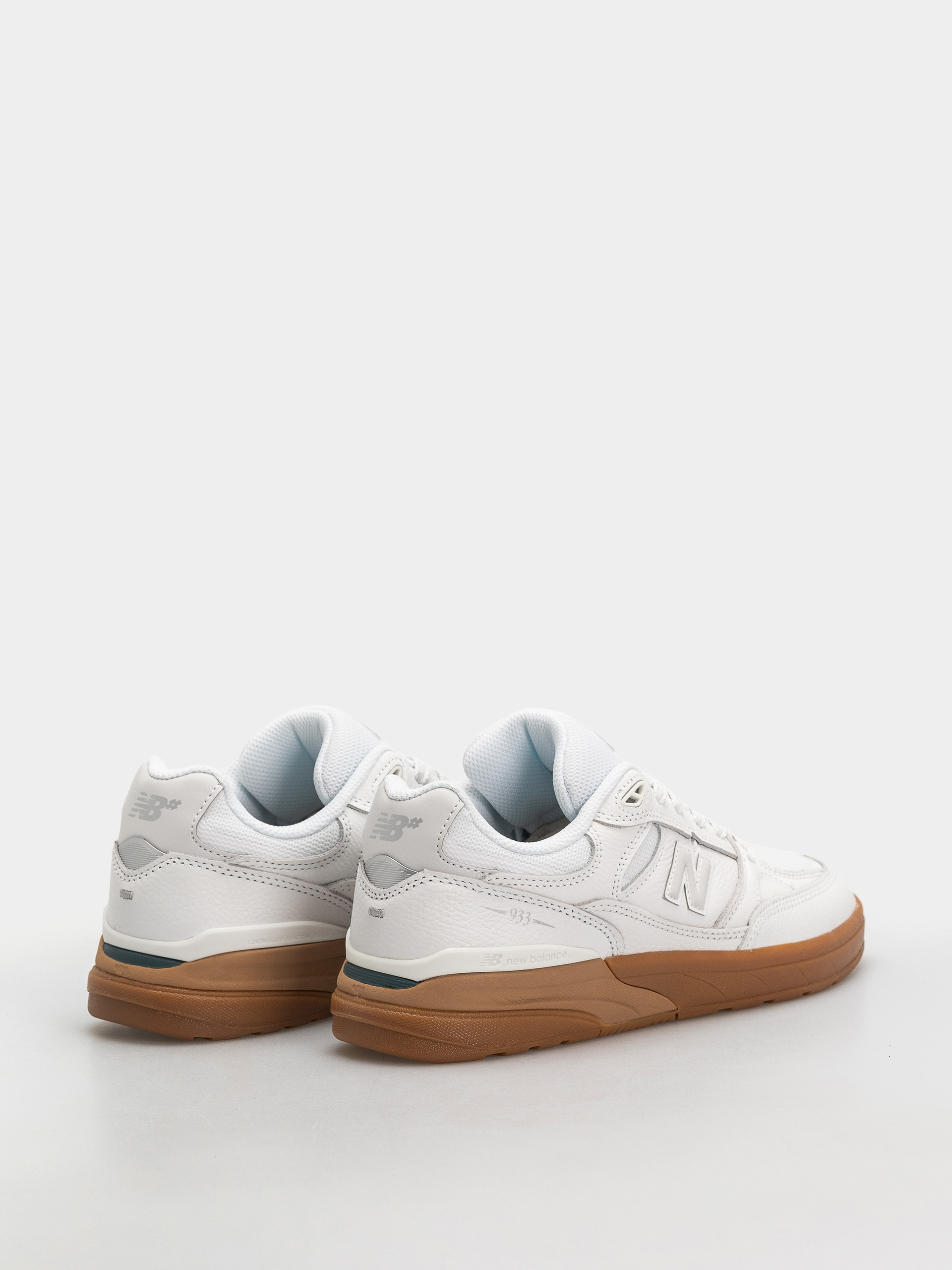Buty New Balance 933 (103 white/black)