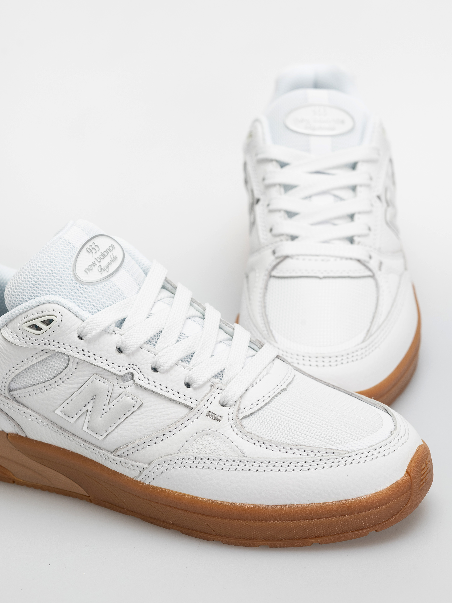 Buty New Balance 933 (103 white/black)