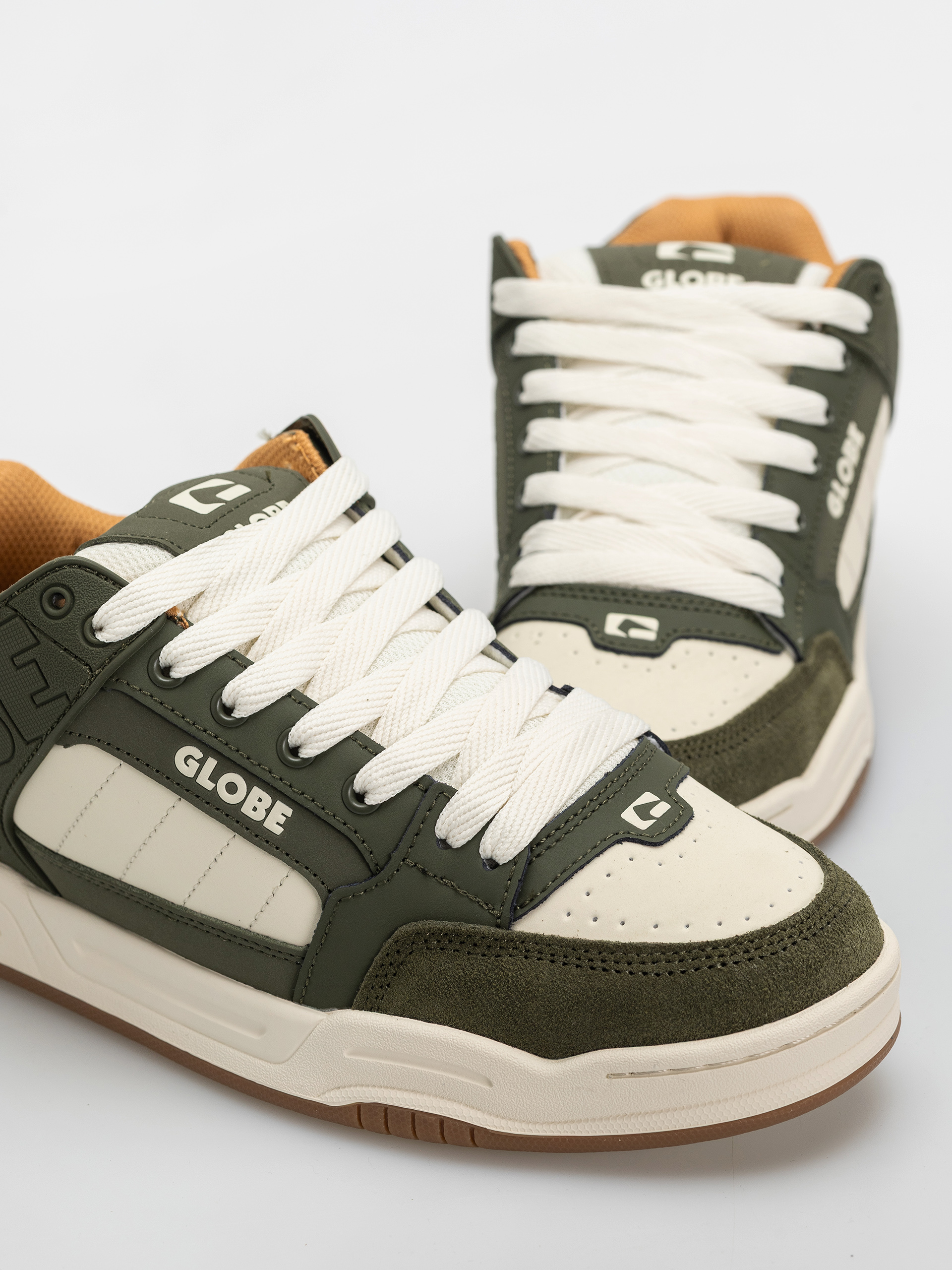 Buty Globe Tilt (green/antique)