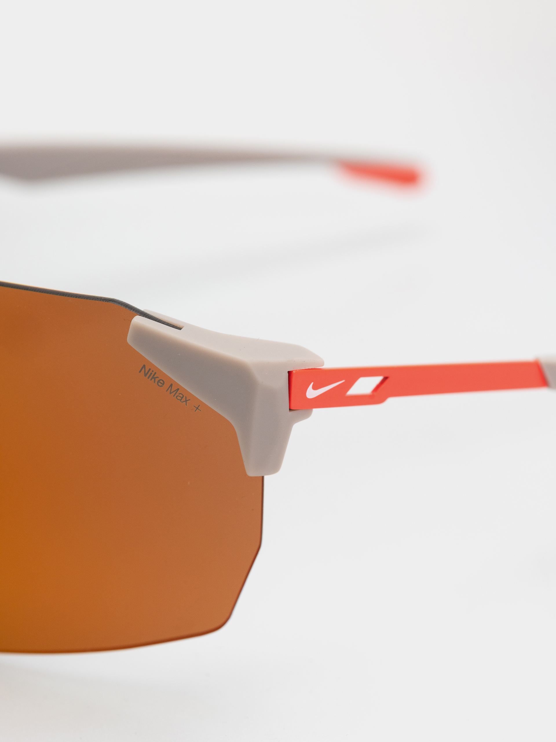 Okulary przeciwsłoneczne Nike Limitless Shield (college grey/orange mirror)