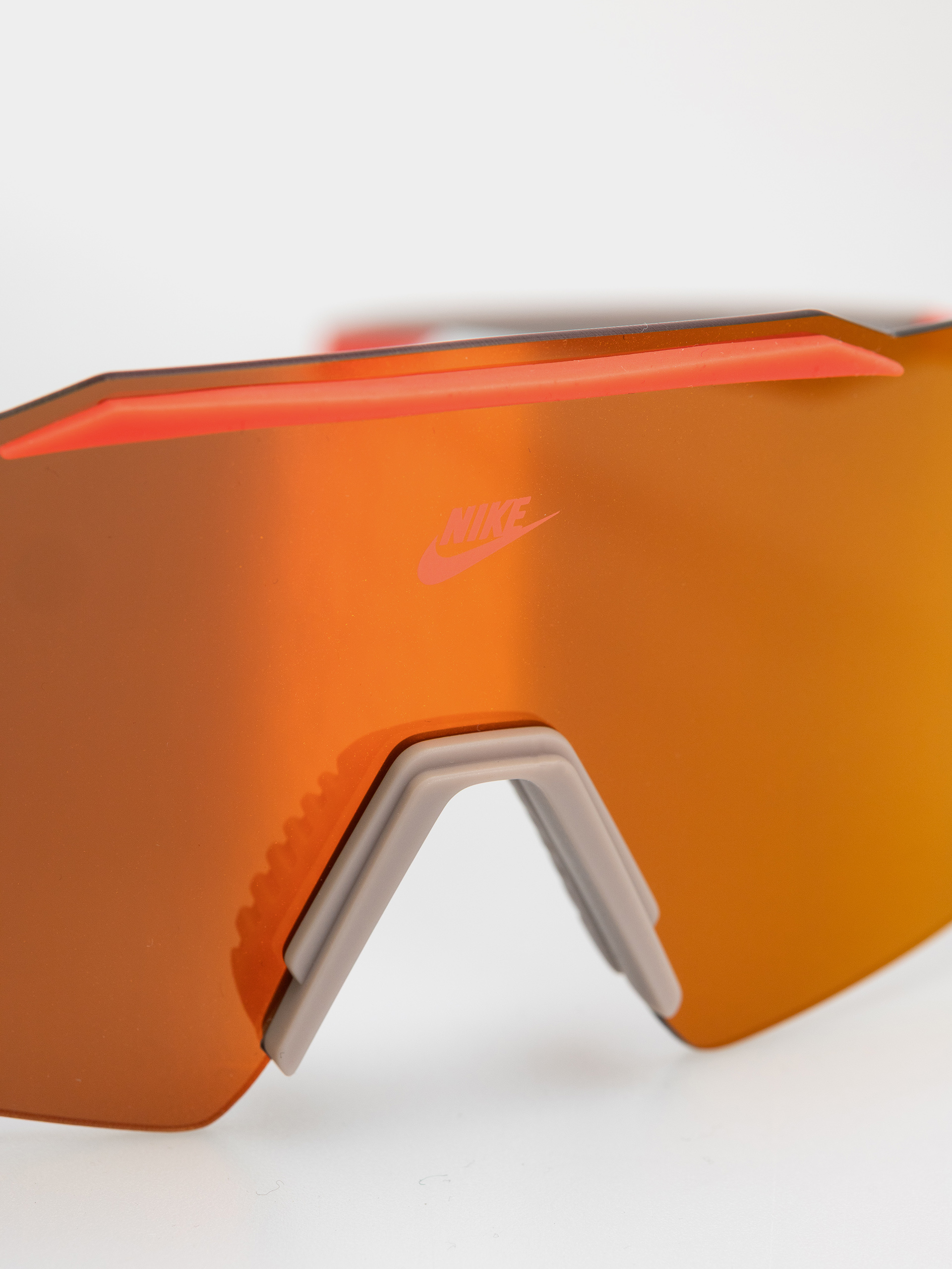 Okulary przeciwsłoneczne Nike Limitless Shield (college grey/orange mirror)