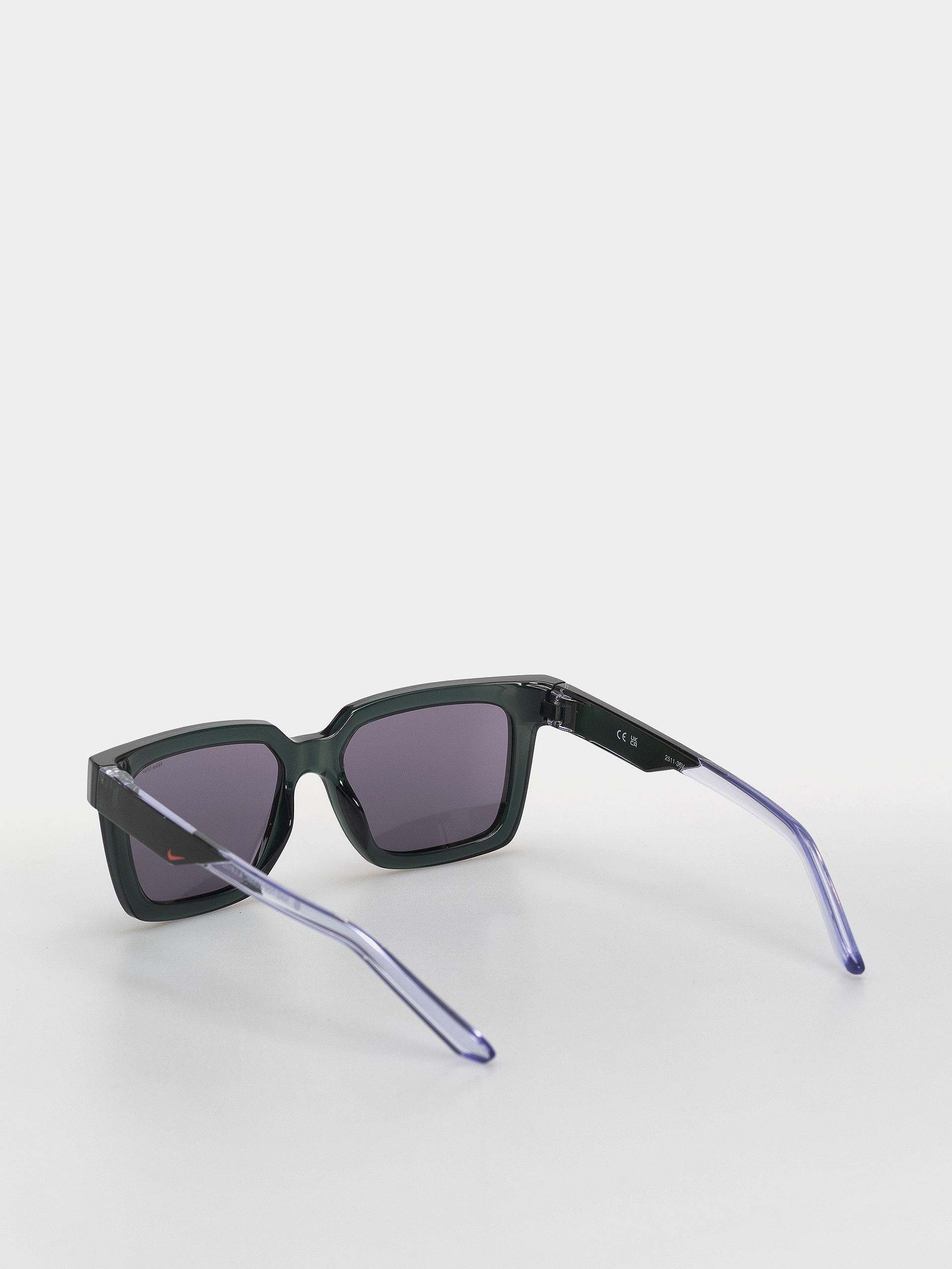 Okulary przeciwsłoneczne Nike Tide Cosmic (vintage green/violet)