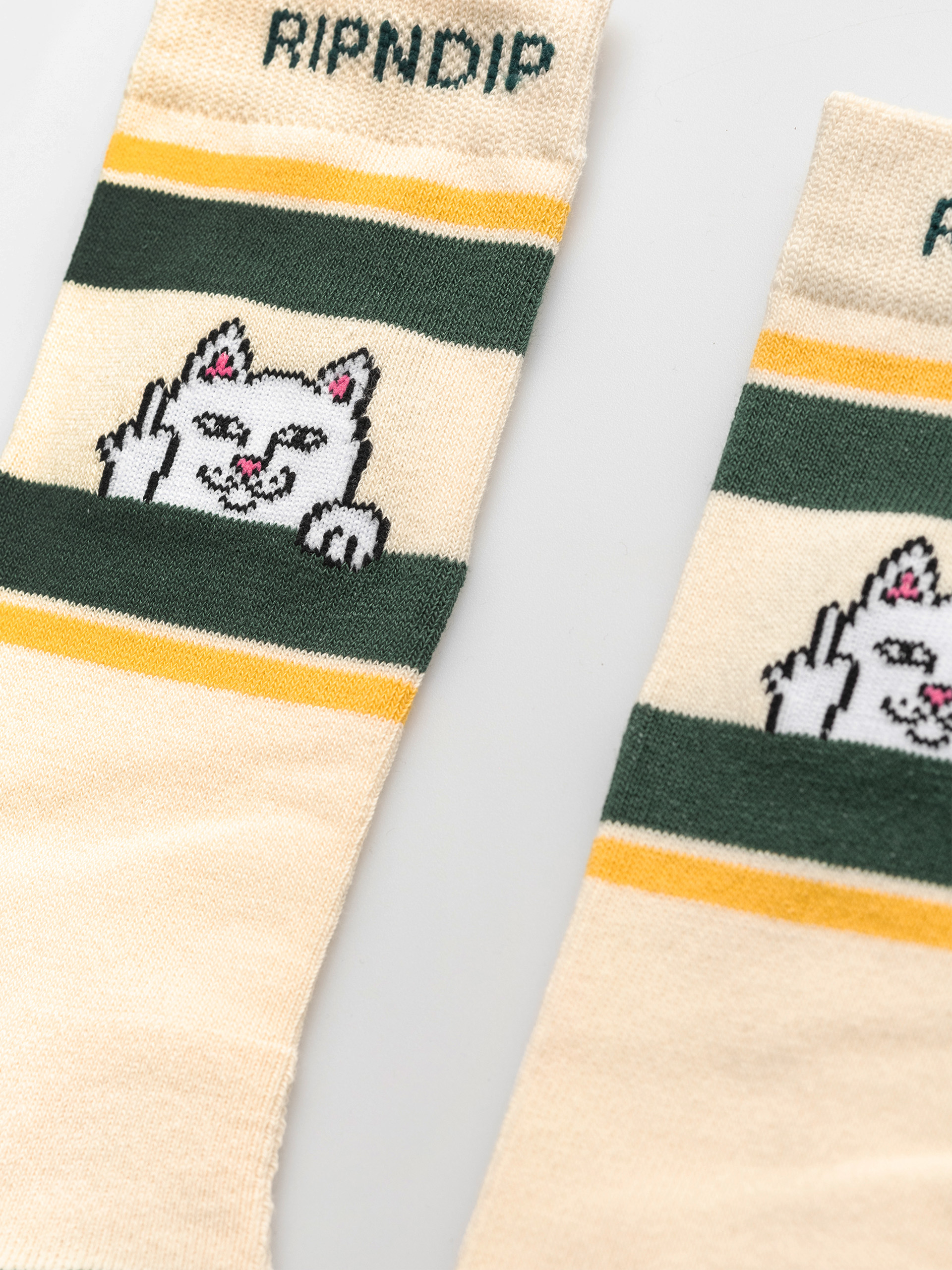 Skarpetki RipNDip Peeking Nermal (bone forest)
