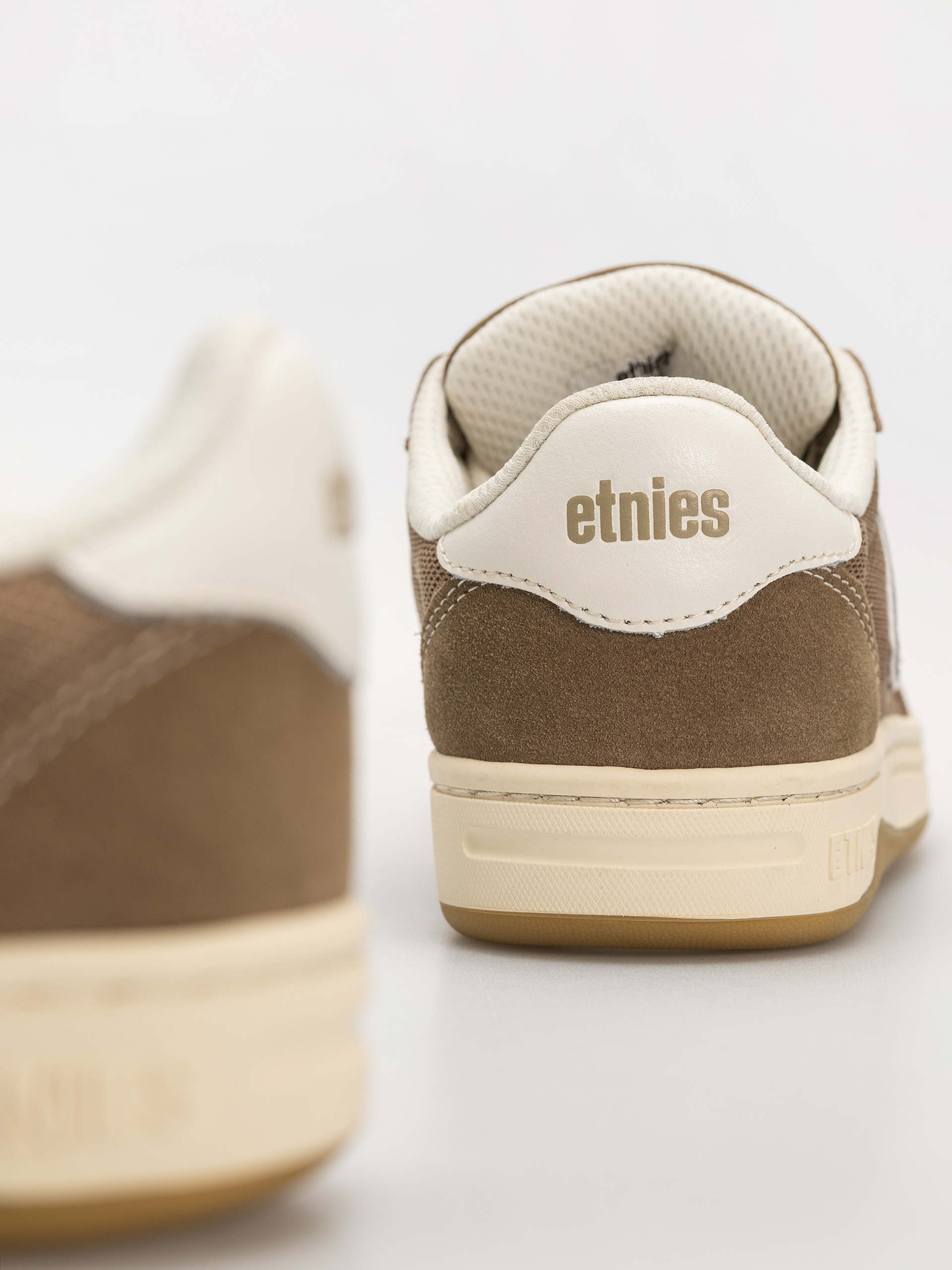 Buty Etnies Locut (brown)