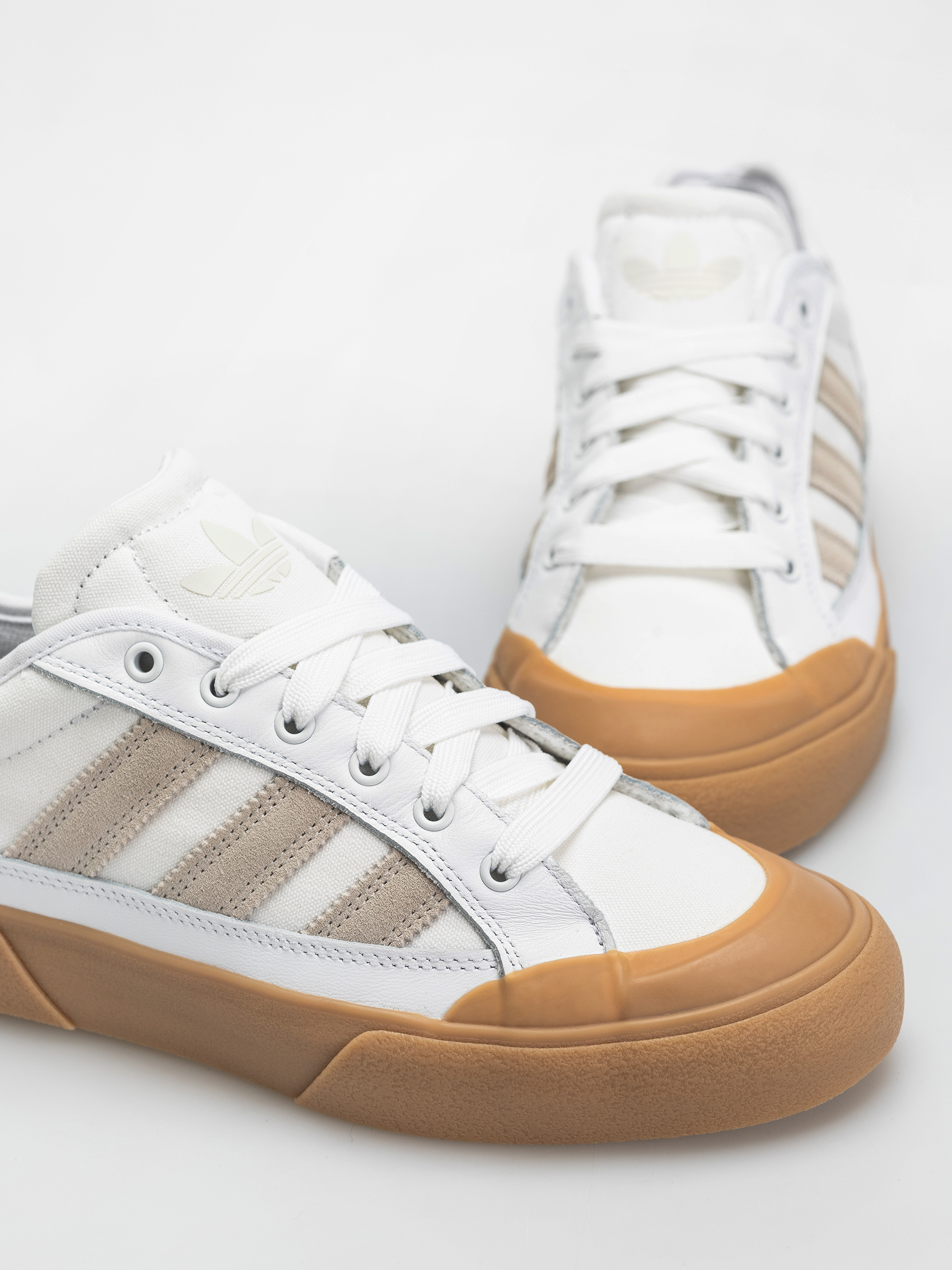 Buty adidas Court Tns Premiere (ftwwht/crywht/gum4)