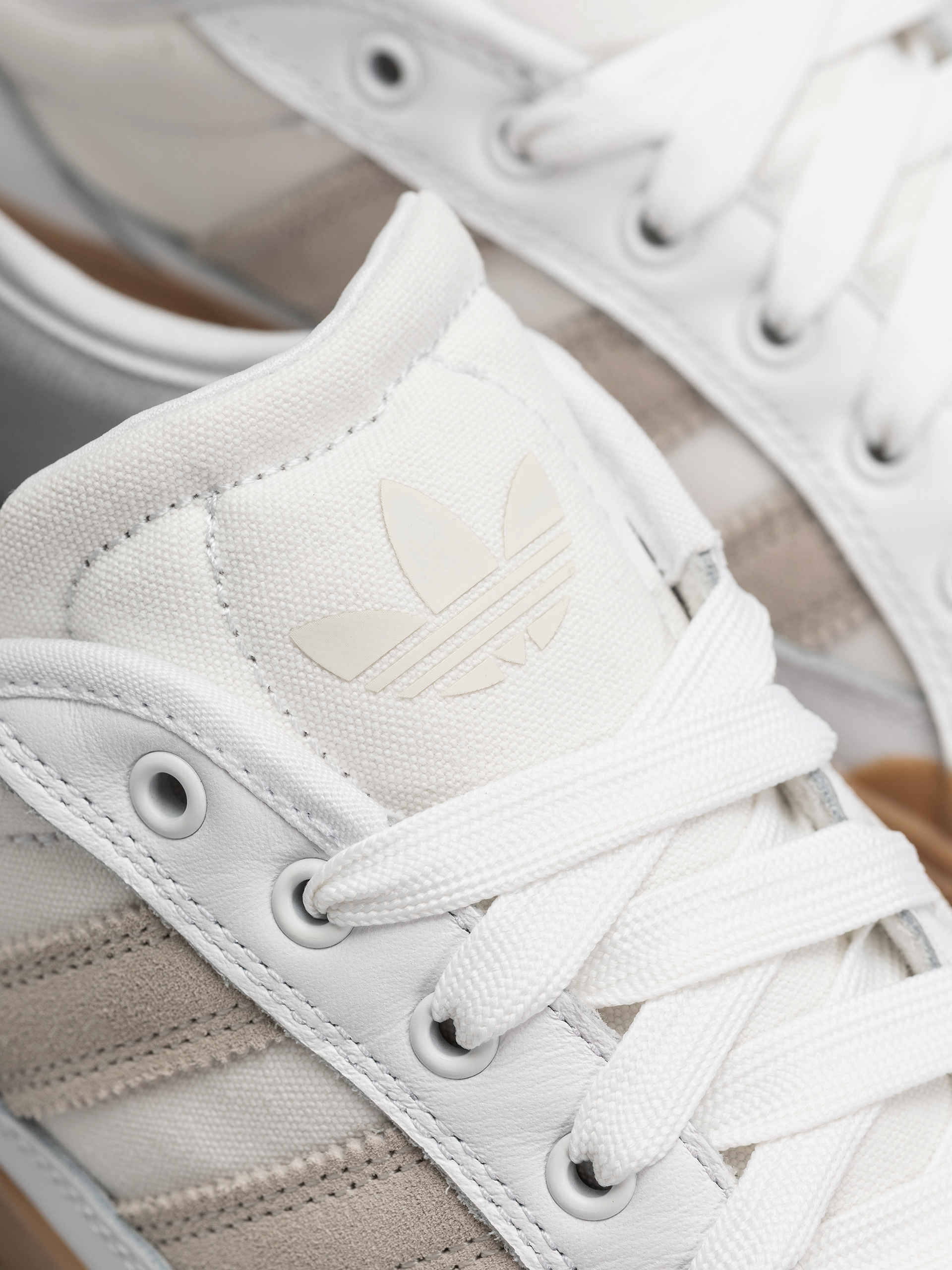Buty adidas Court Tns Premiere (ftwwht/crywht/gum4)
