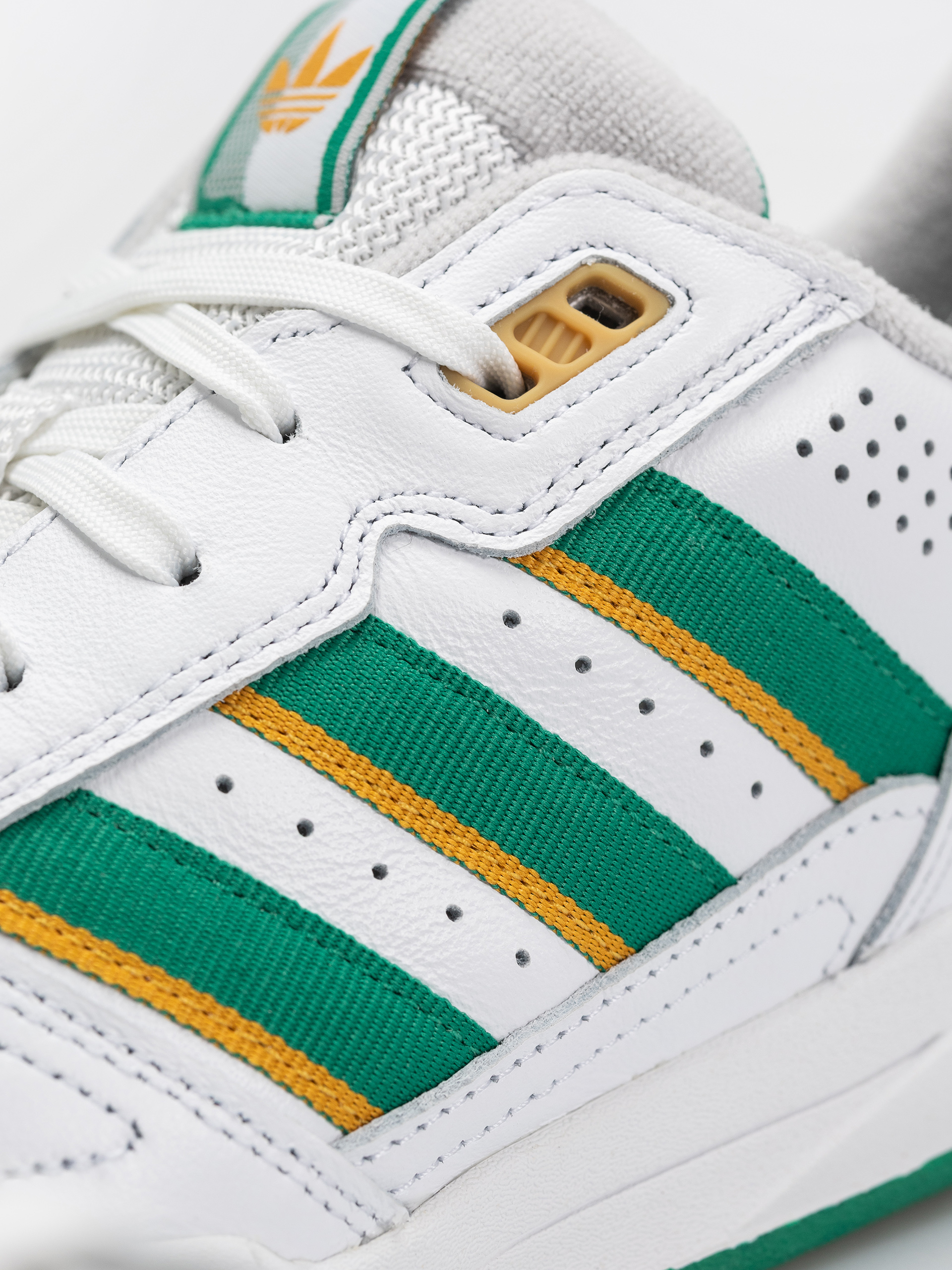 Buty adidas Tekkira Cup (ftwwht/cougrn/preyel)