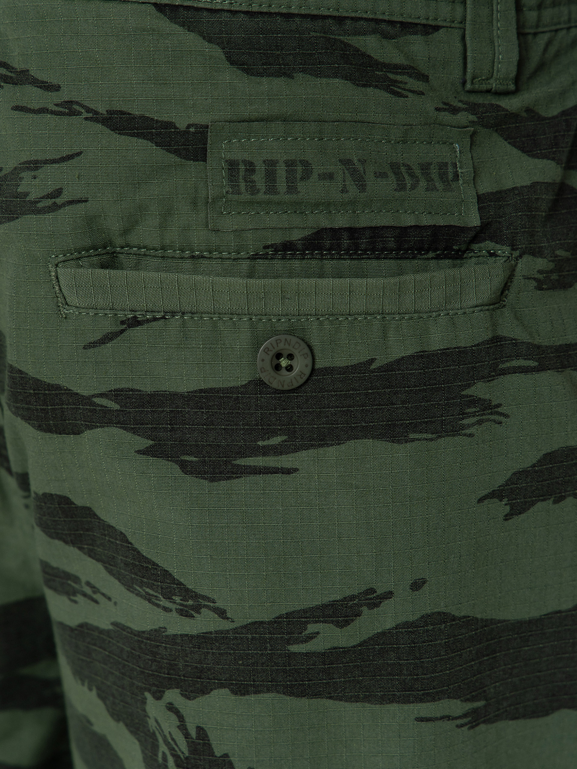 Szorty RipNDip Camo (military green)