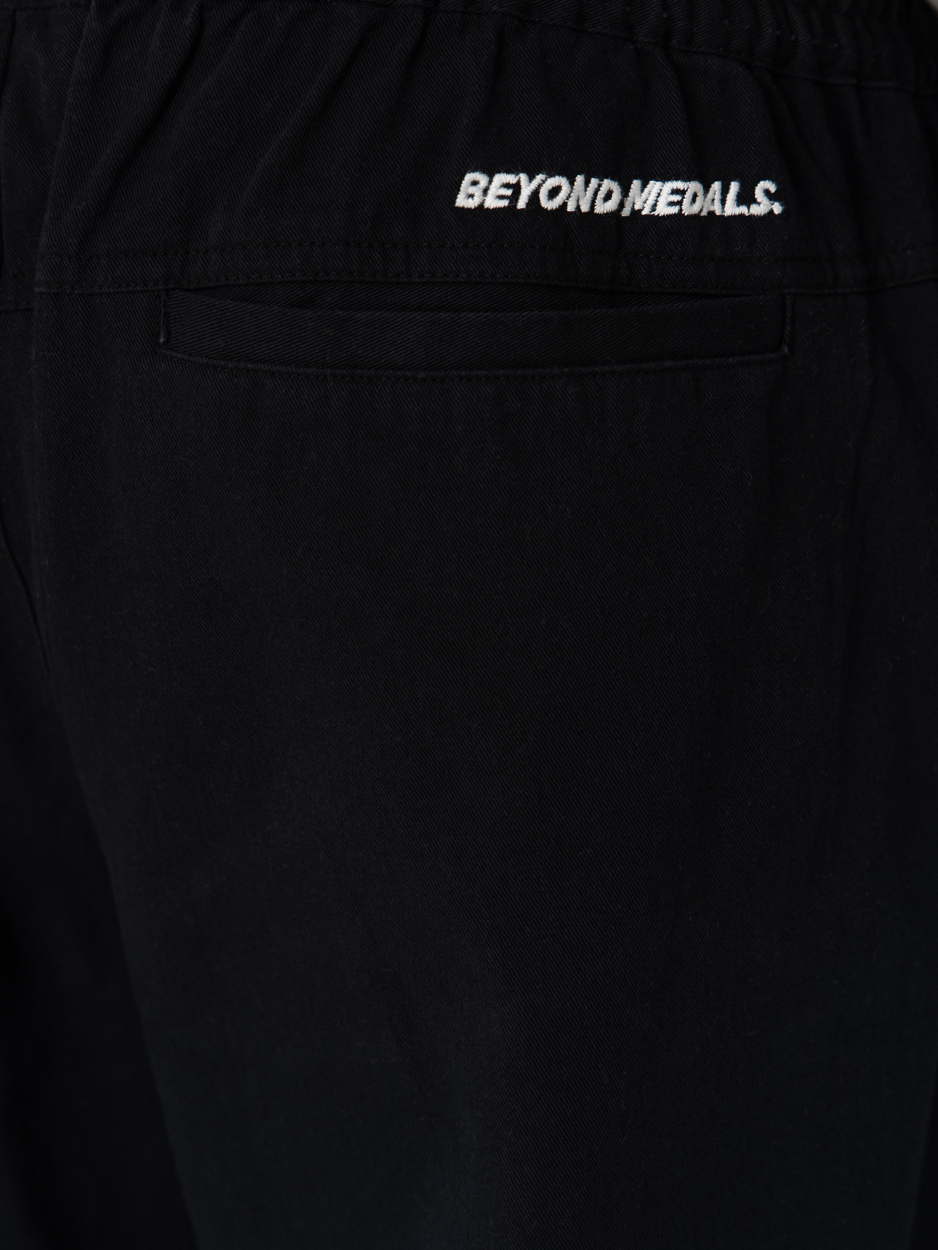 Spodnie Beyond Medals Surf (black)