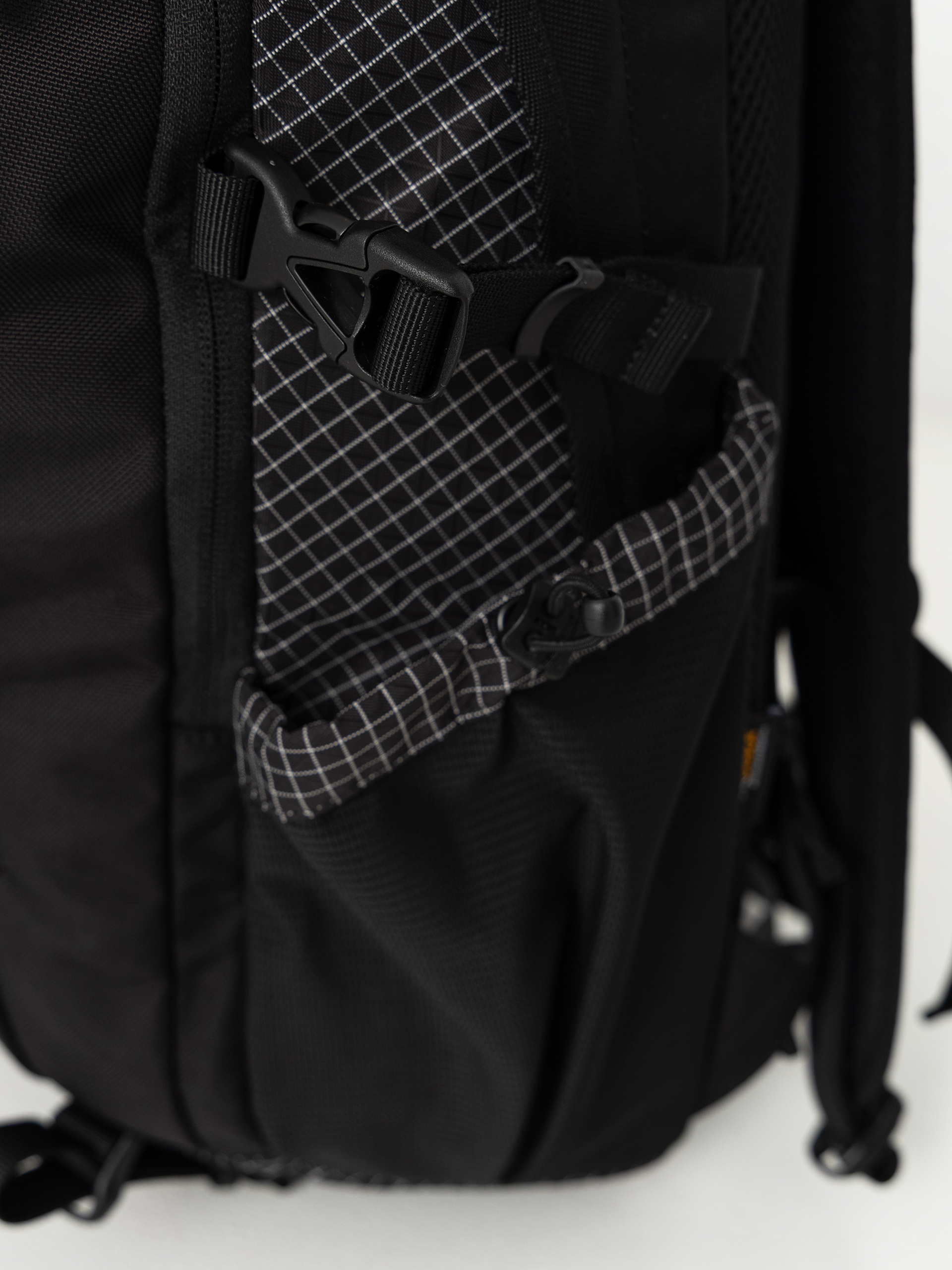 Plecak Deus Ex Machina Field (black)