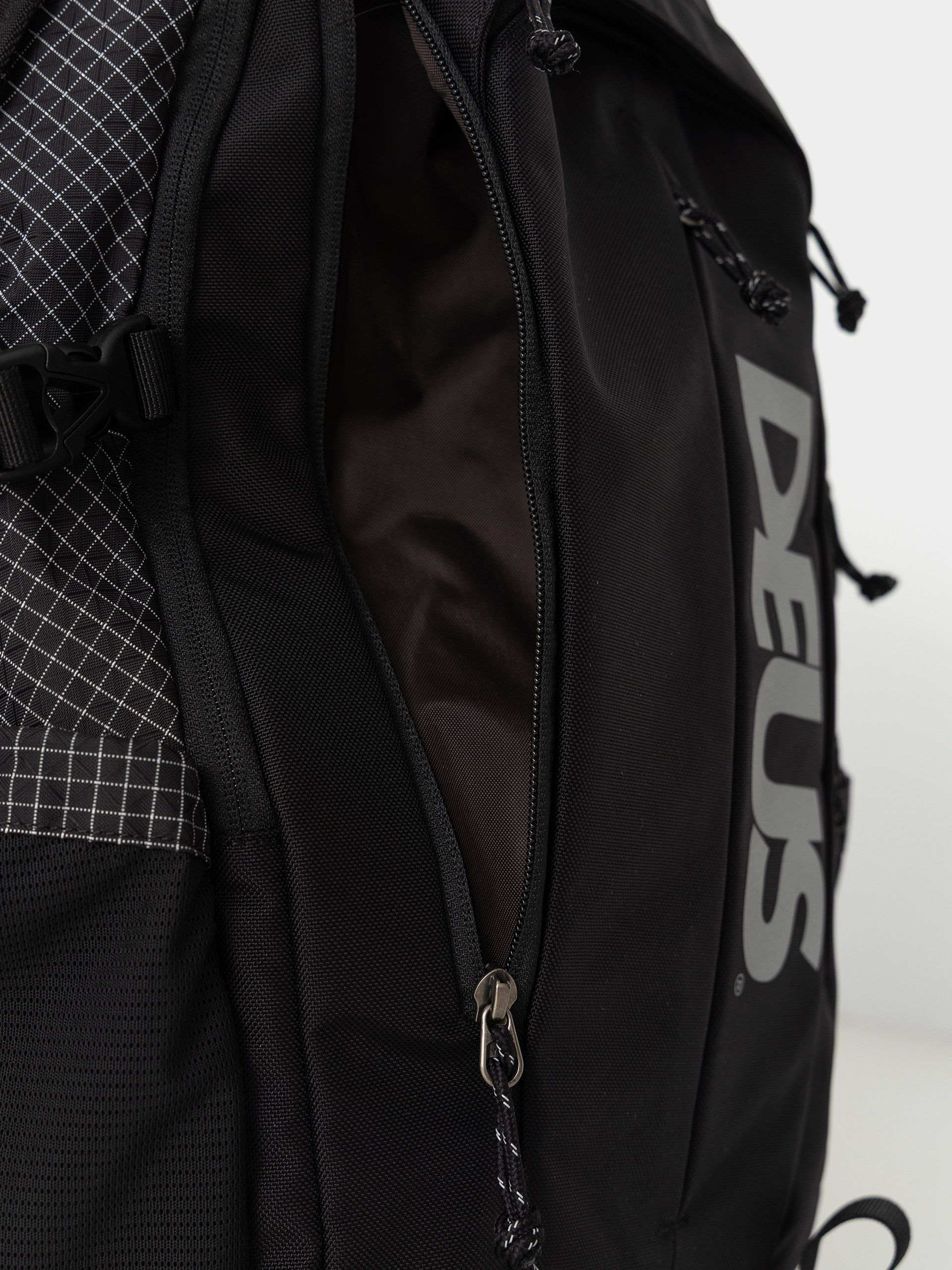 Plecak Deus Ex Machina Field (black)
