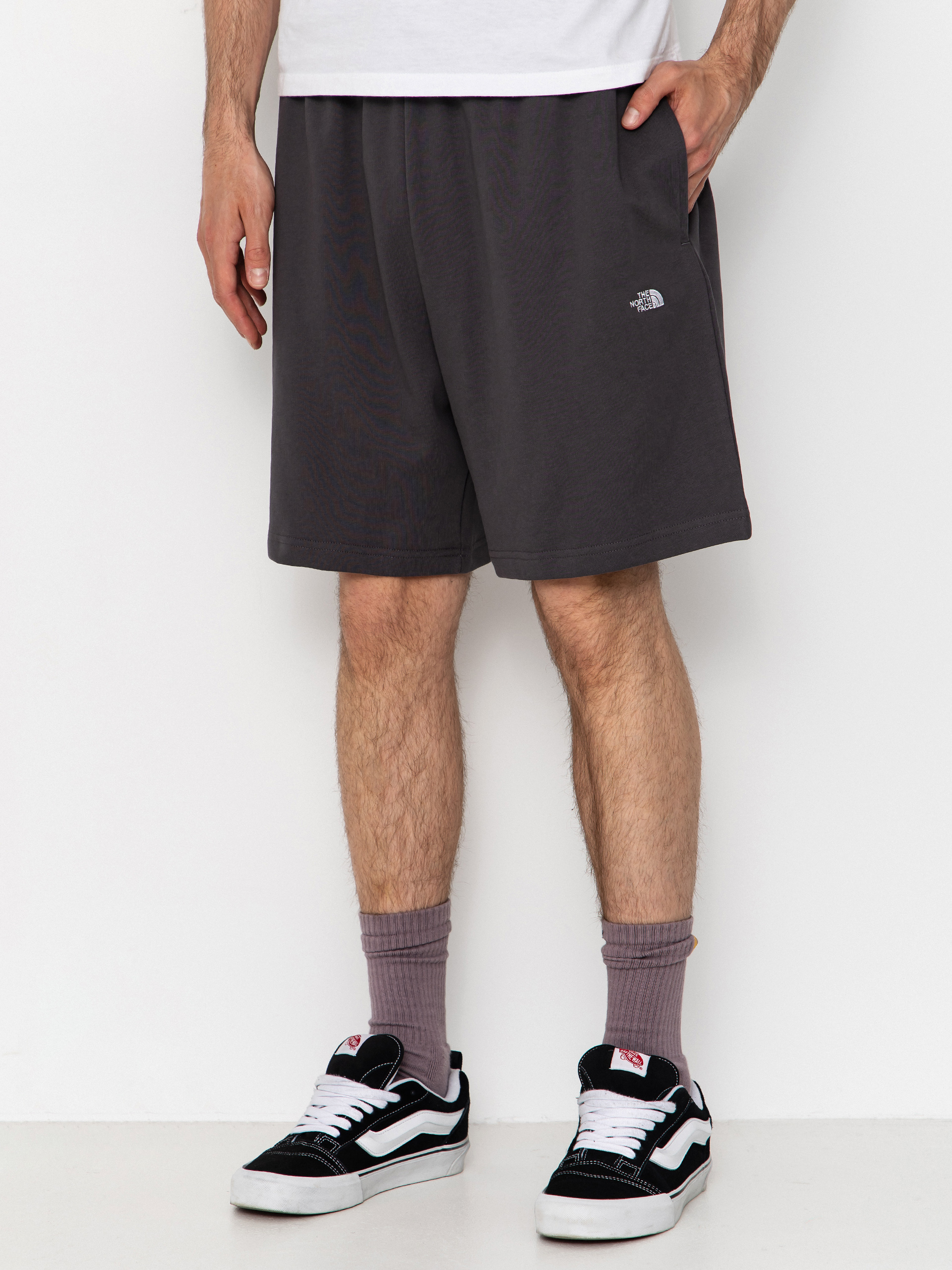 Szorty The North Face Essential Light Relaxed (anthracite grey)