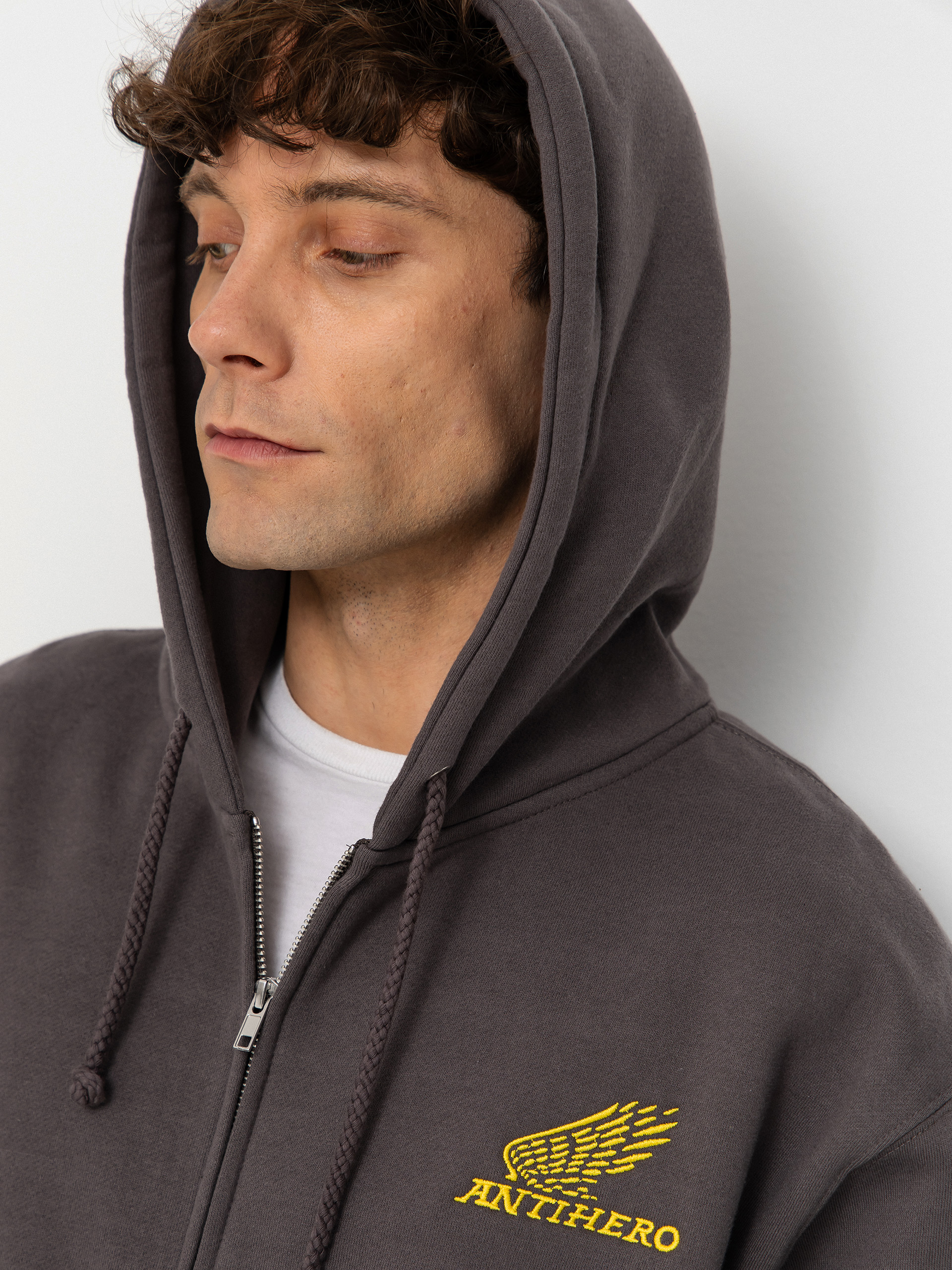 Bluza z kapturem Antihero Motorized Emb ZHD (charcoal w/yellow embroidery)