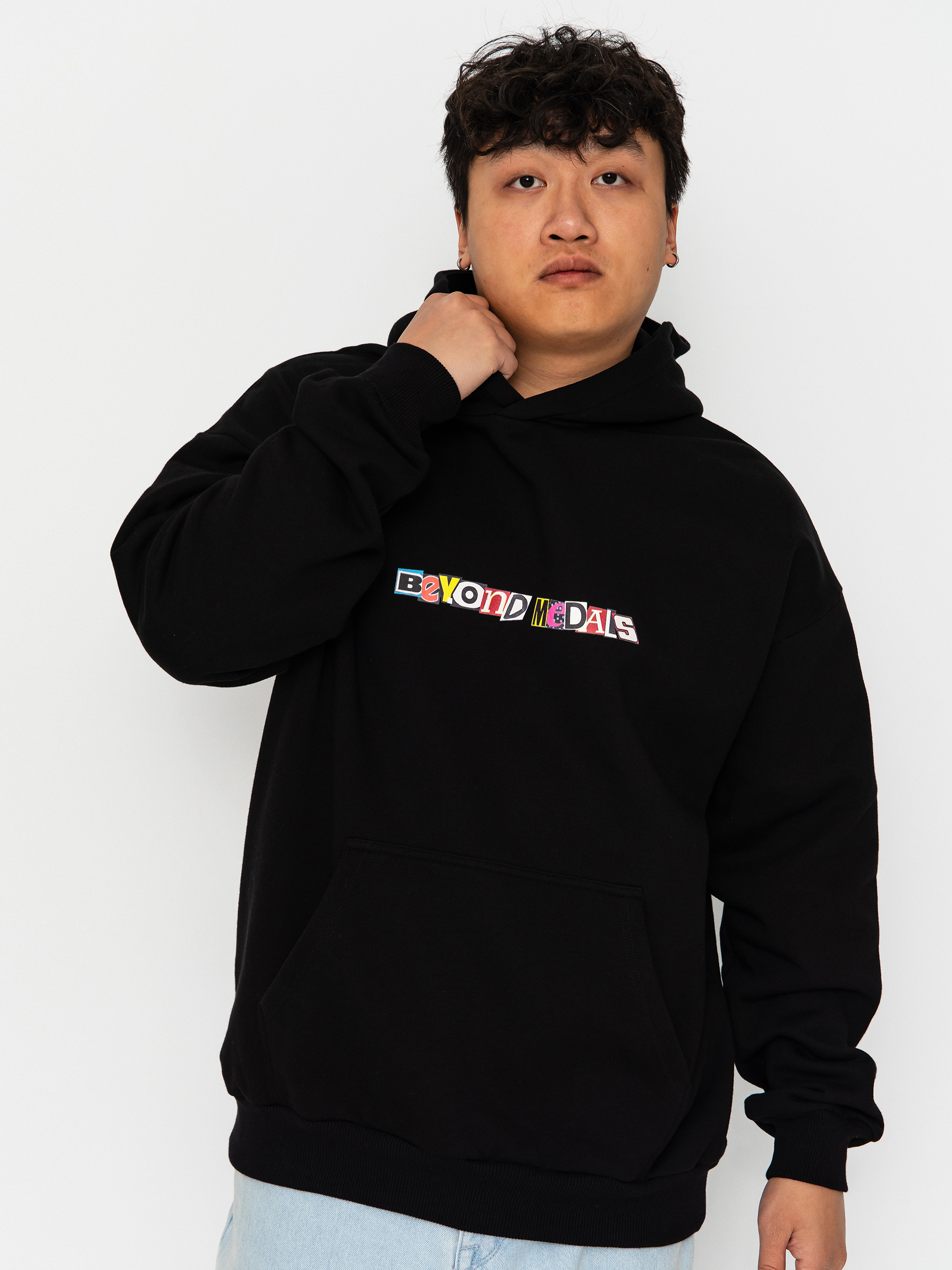 Bluza z kapturem Beyond Medals Magazine HD (black)