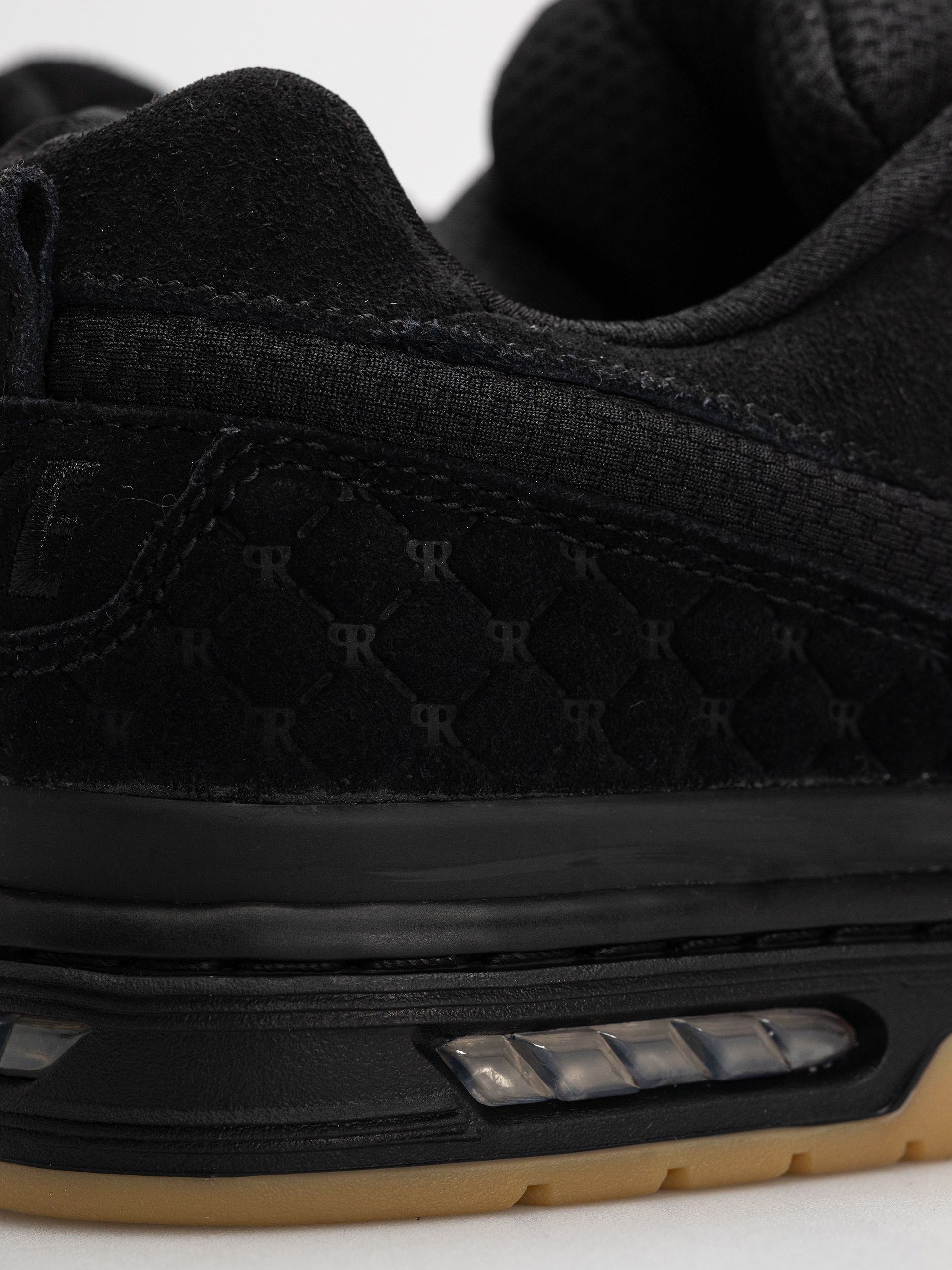 Buty Nike SB Paul Rodriguez Zoom Air Low (black/black/black/gum light brown)