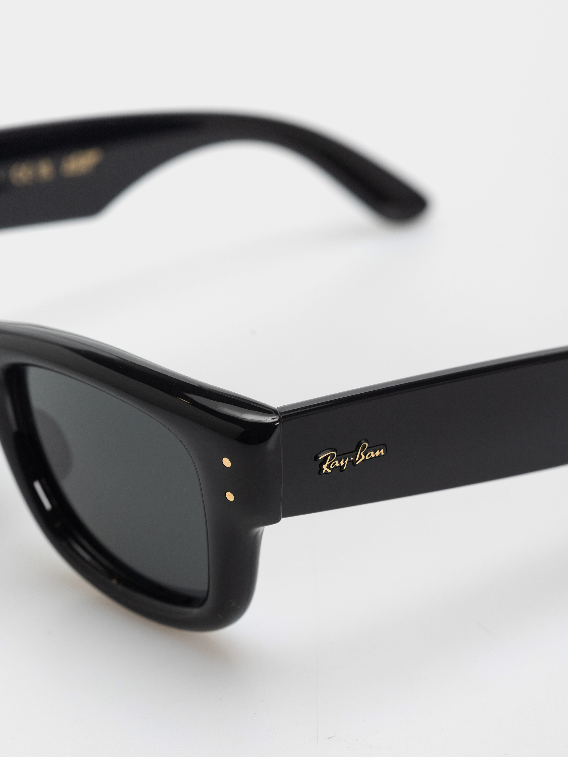 Okulary przeciwsłoneczne Ray-Ban Wayfarer Puffer (polerowany czarny/ultra czarny)