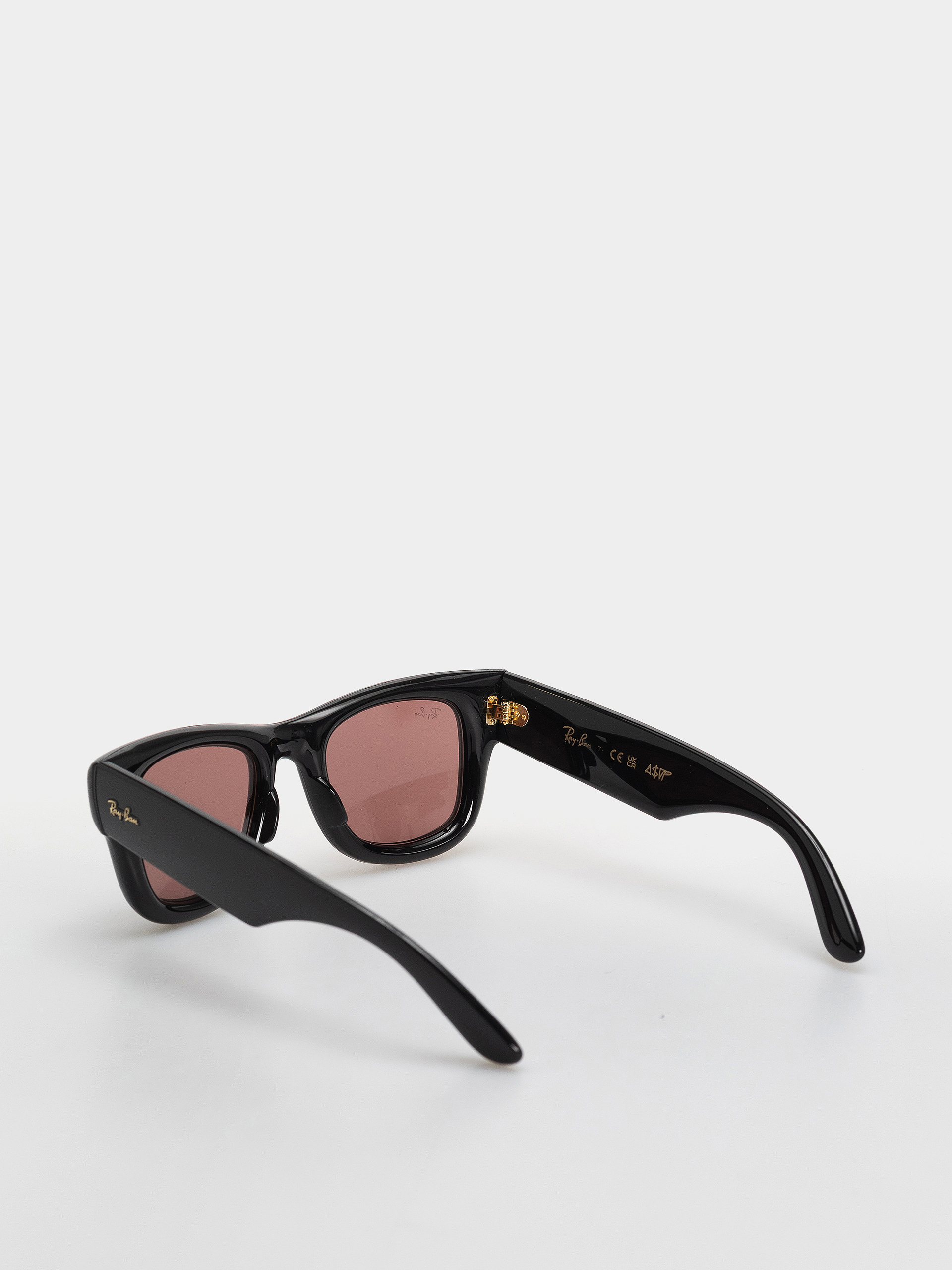 Okulary przeciwsłoneczne Ray-Ban Wayfarer Puffer (polerowany czarny/ciemnofioletowe)