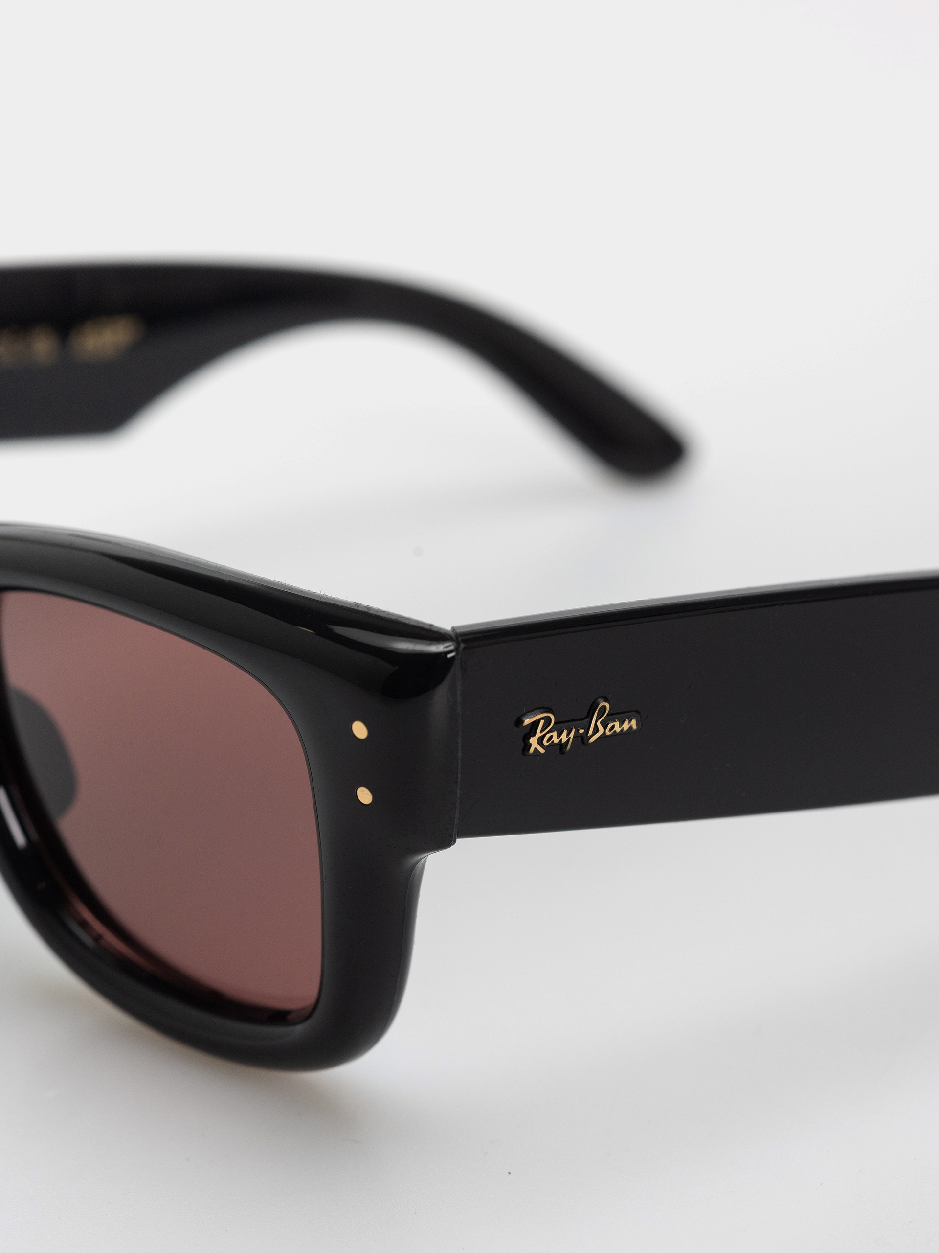 Okulary przeciwsłoneczne Ray-Ban Wayfarer Puffer (polerowany czarny/ciemnofioletowe)