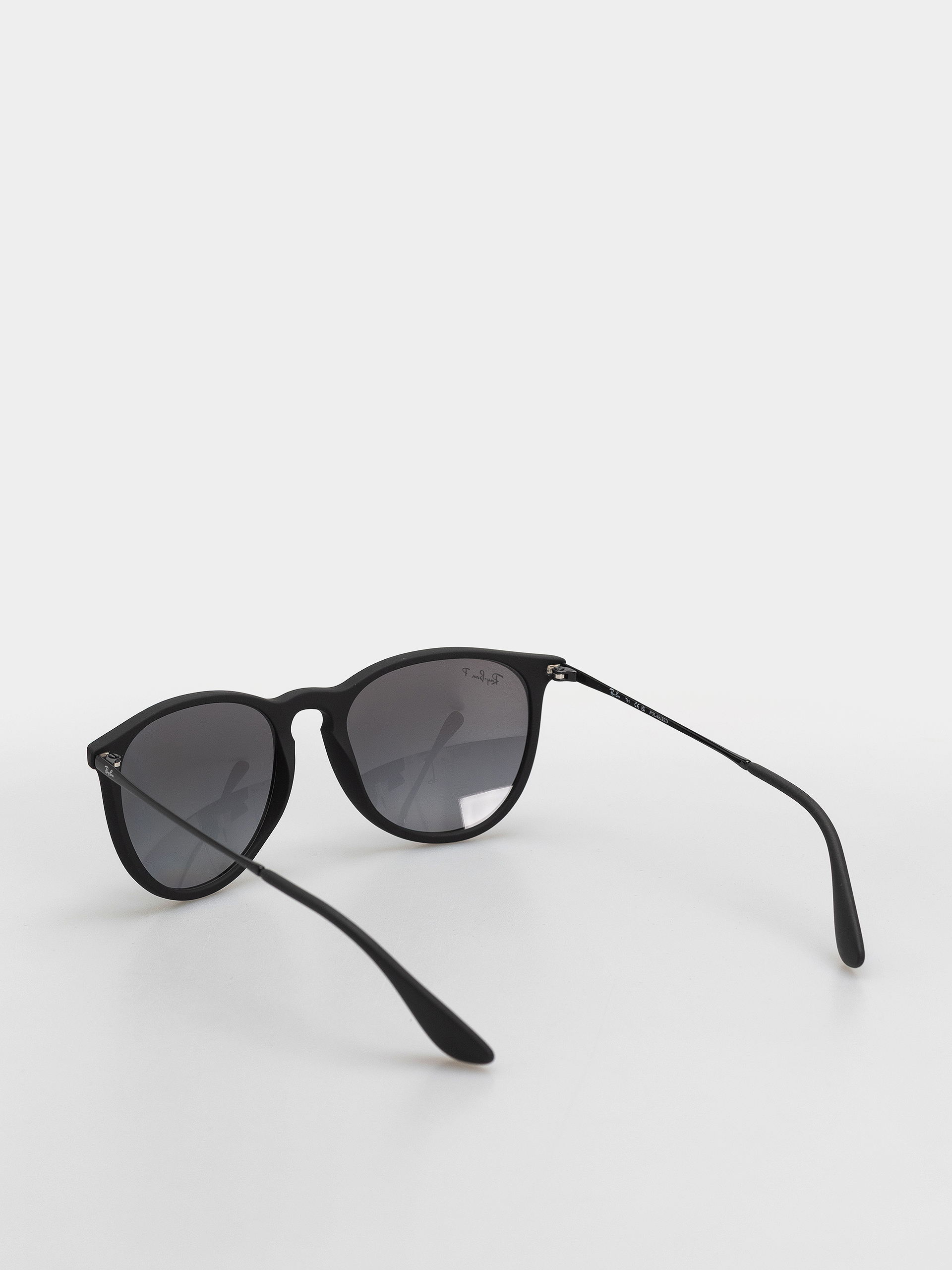 Okulary przeciwsłoneczne Ray-Ban Erika (matowy guma czarny/polaryzacyjne szary)