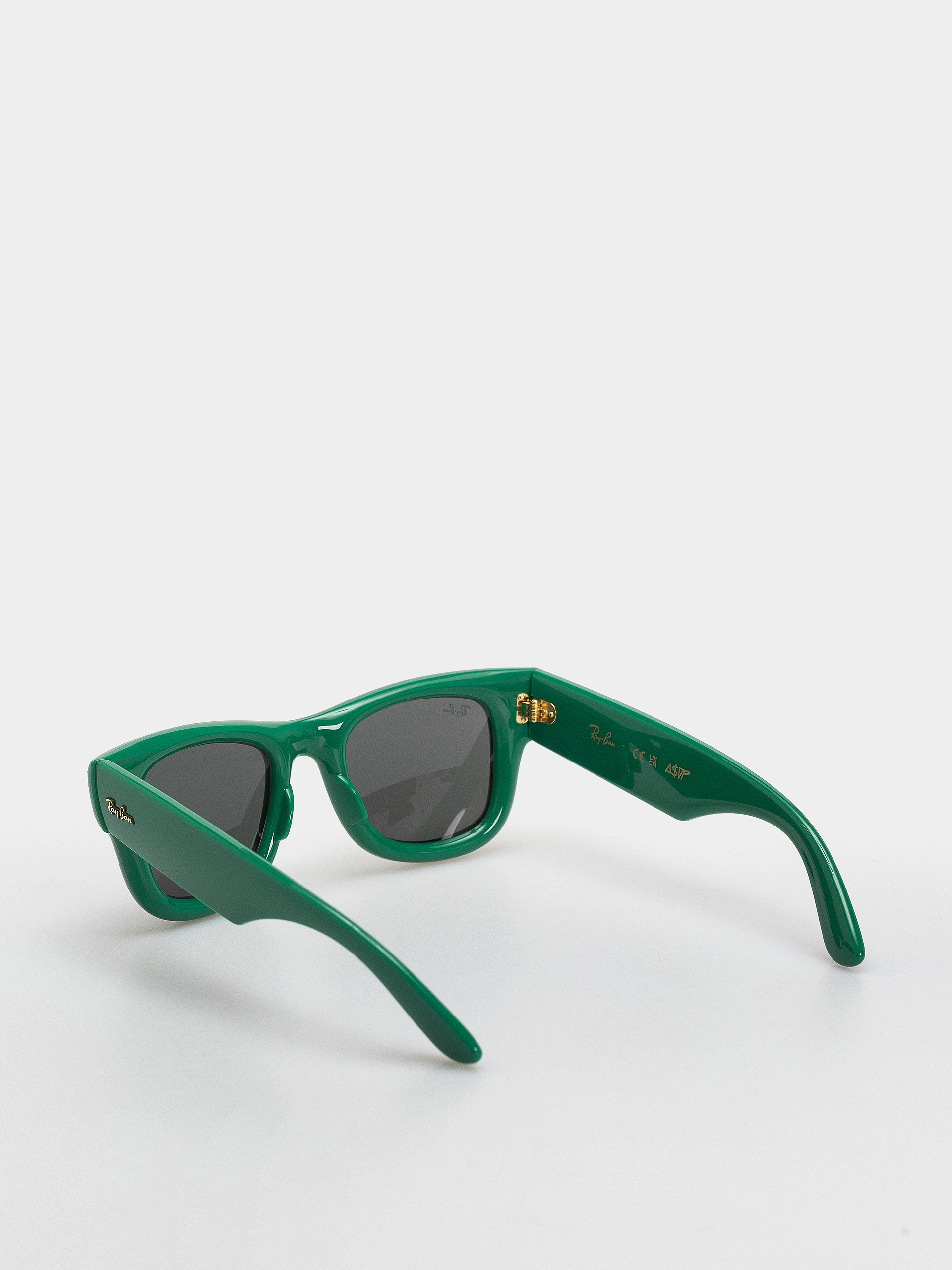 Okulary przeciwsłoneczne Ray-Ban Wayfarer Puffer (polerowany zielony/ultra czarny)