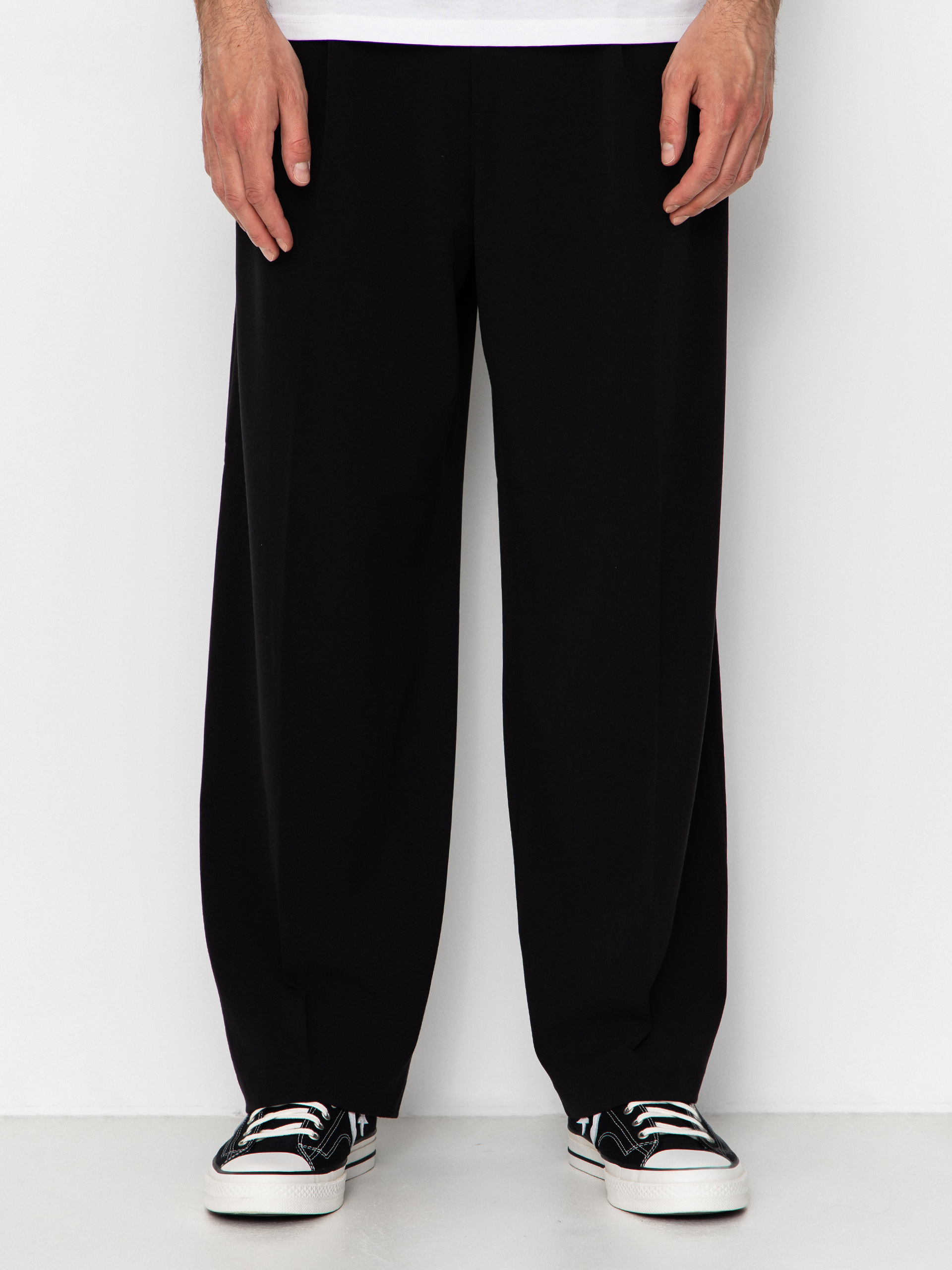 Spodnie Beyond Medals Suit (black)