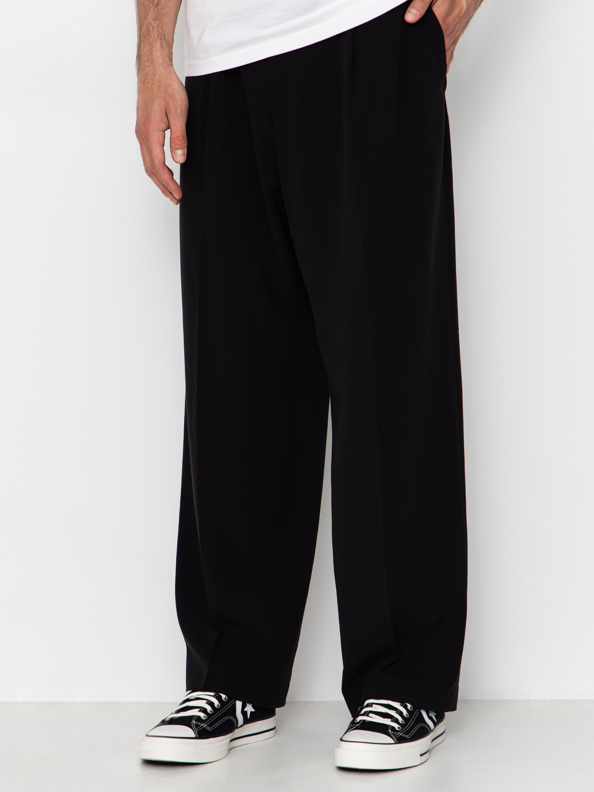 Spodnie Beyond Medals Suit (black)