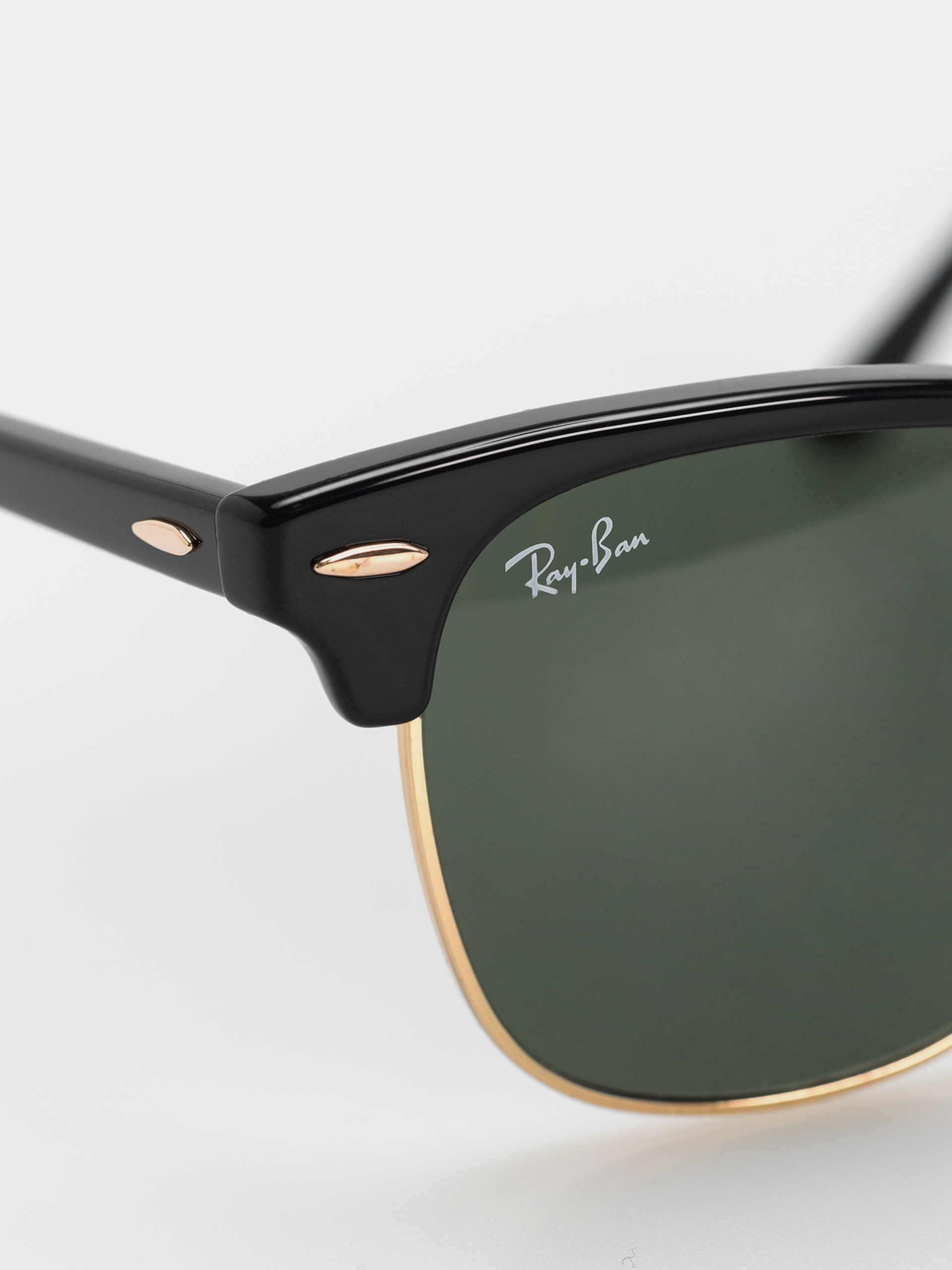 Okulary przeciwsłoneczne Ray-Ban Clubmaster Classic (polerowany czarno-złote/zielone g-15)