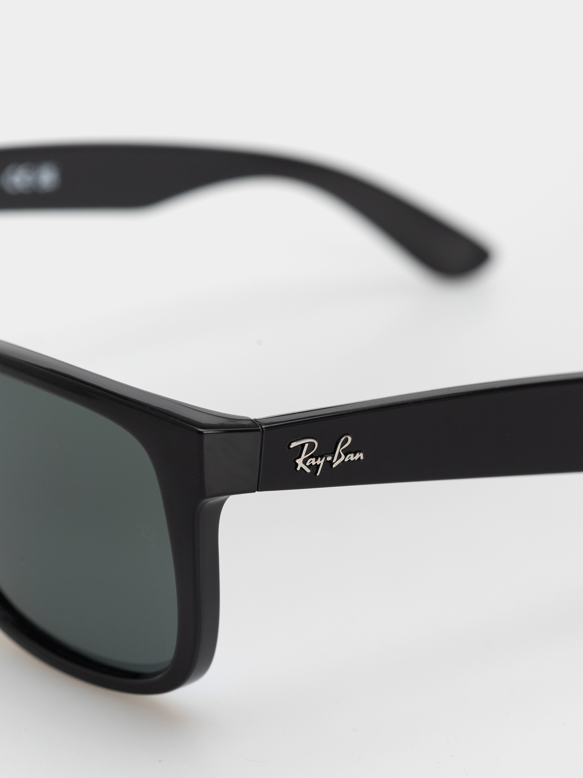Okulary przeciwsłoneczne Ray-Ban Justin Classic (polerowany czarny/ciemnozielony)