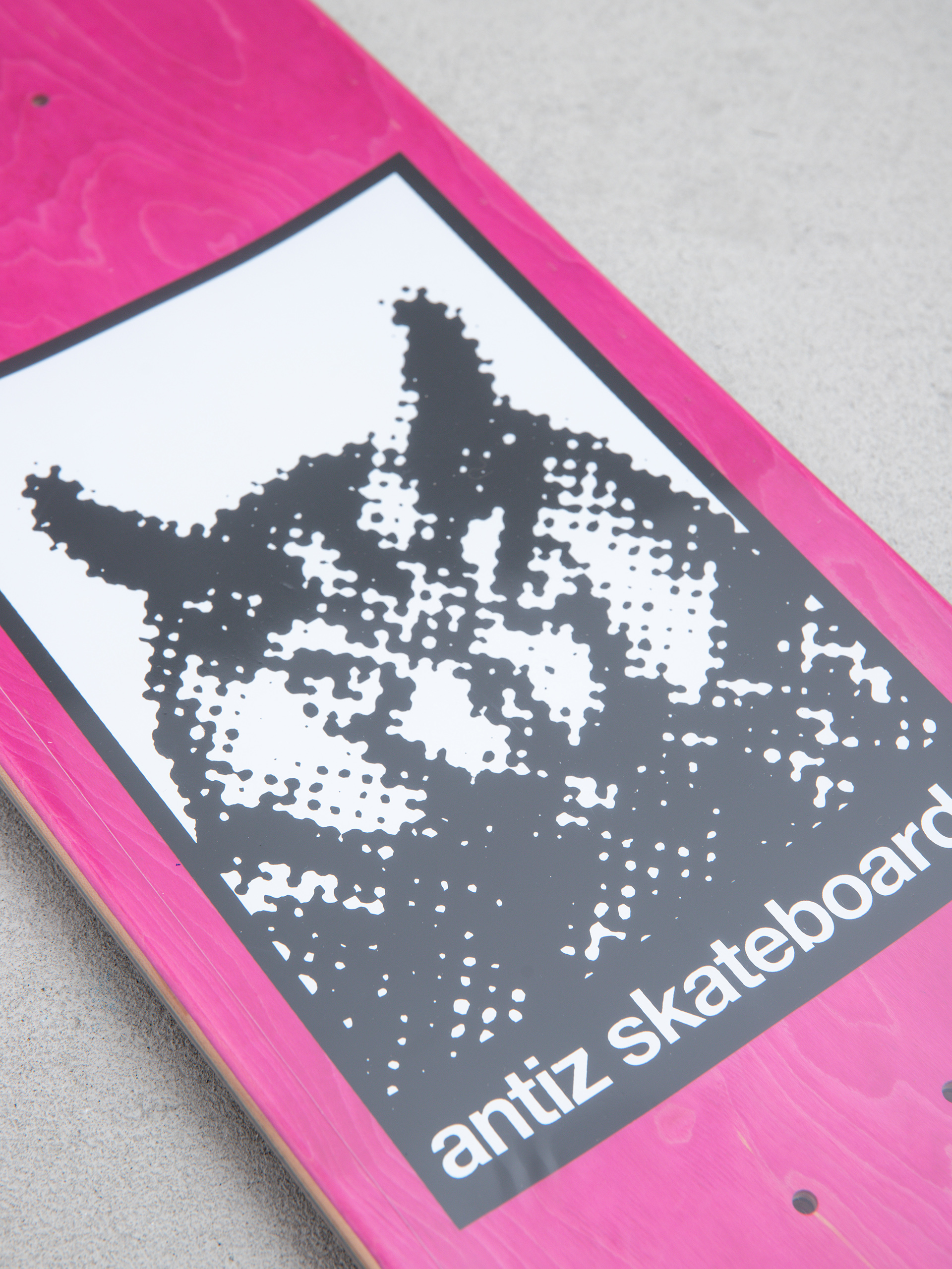 Deck Antiz Bjarne Tjotta M Shape Medium