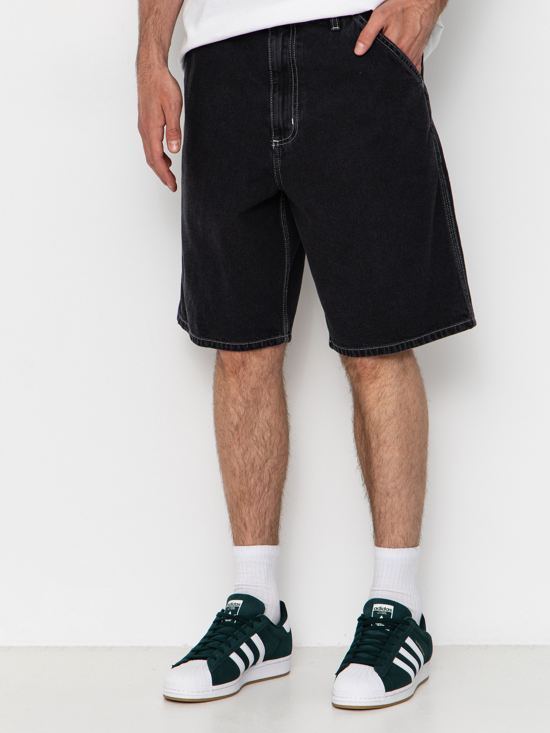 Szorty Carhartt WIP Simple (black heavy stone wash)