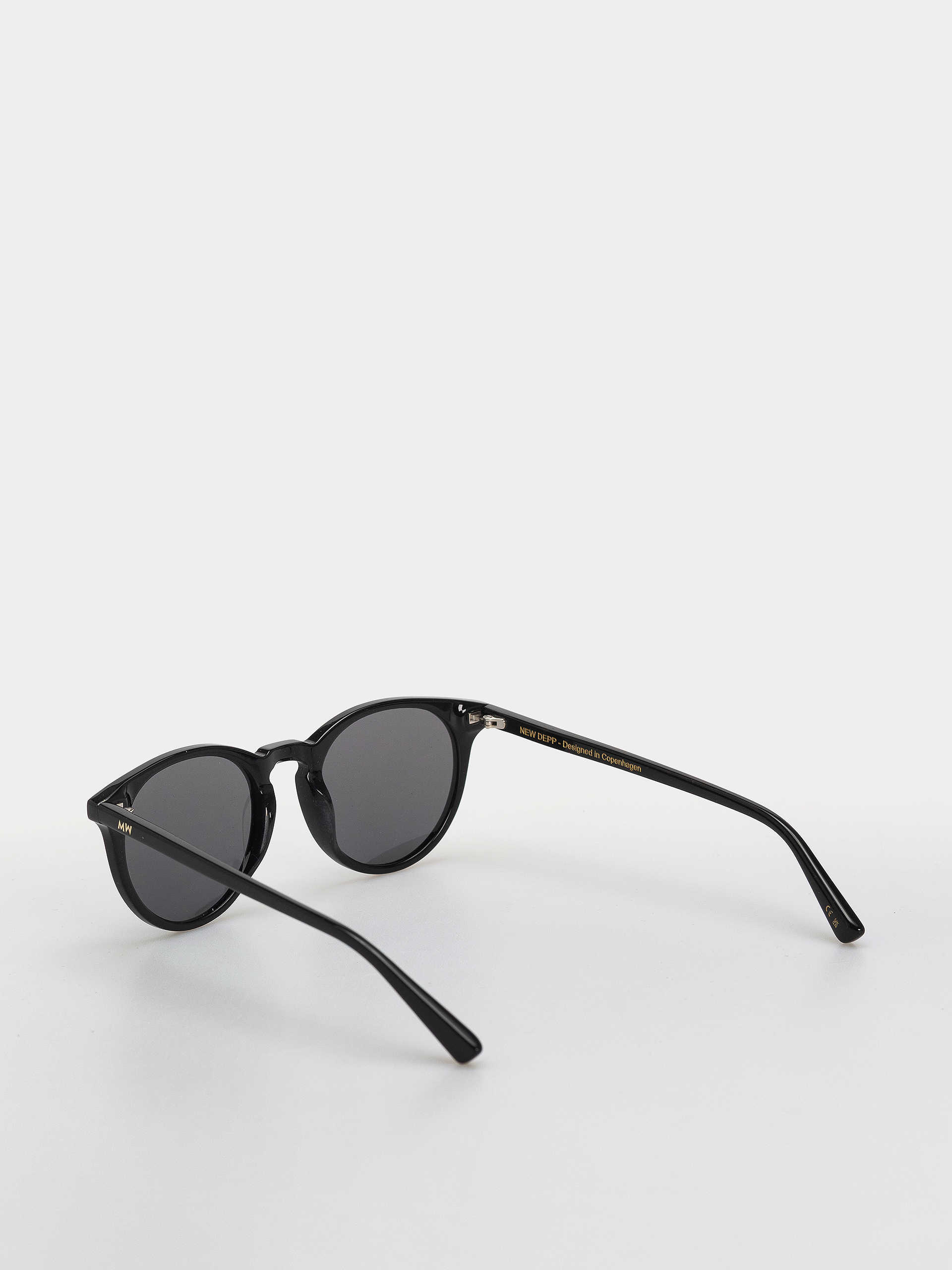 Okulary przeciwsłoneczne MessyWeekend New Depp (black/grey)
